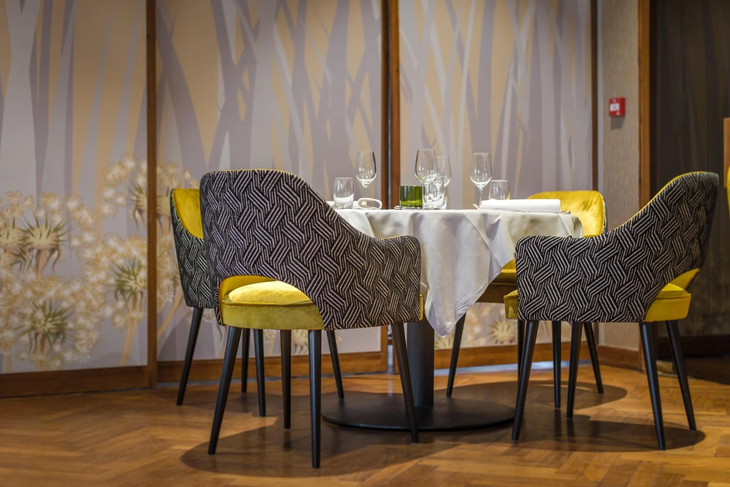 Aux Deux Clefs - Hôtel Restaurant Groff