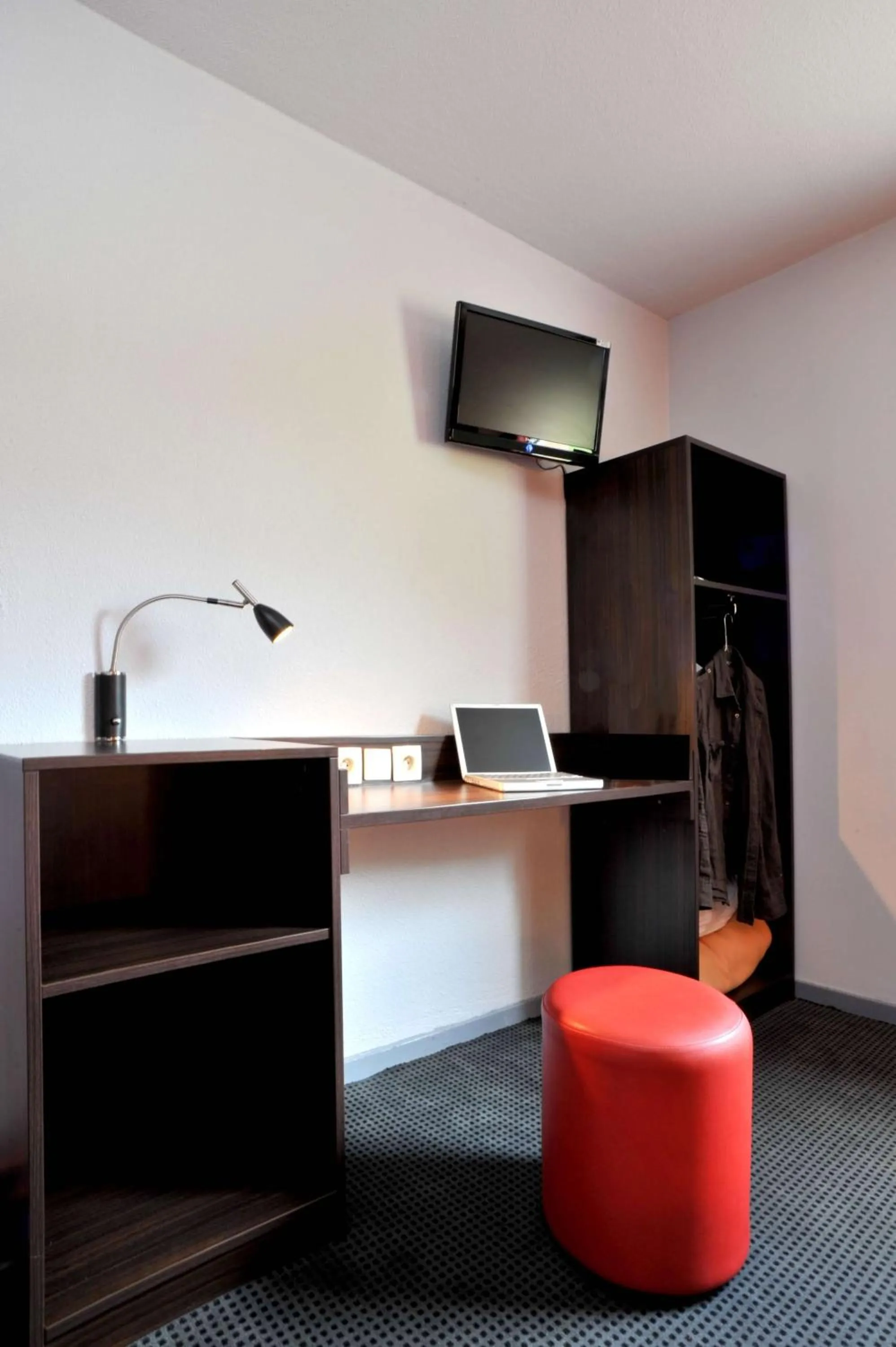 Other in Brit Hotel St-Quentin/Nord