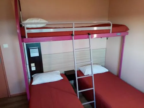 Bed in Brit Hotel St-Quentin/Nord
