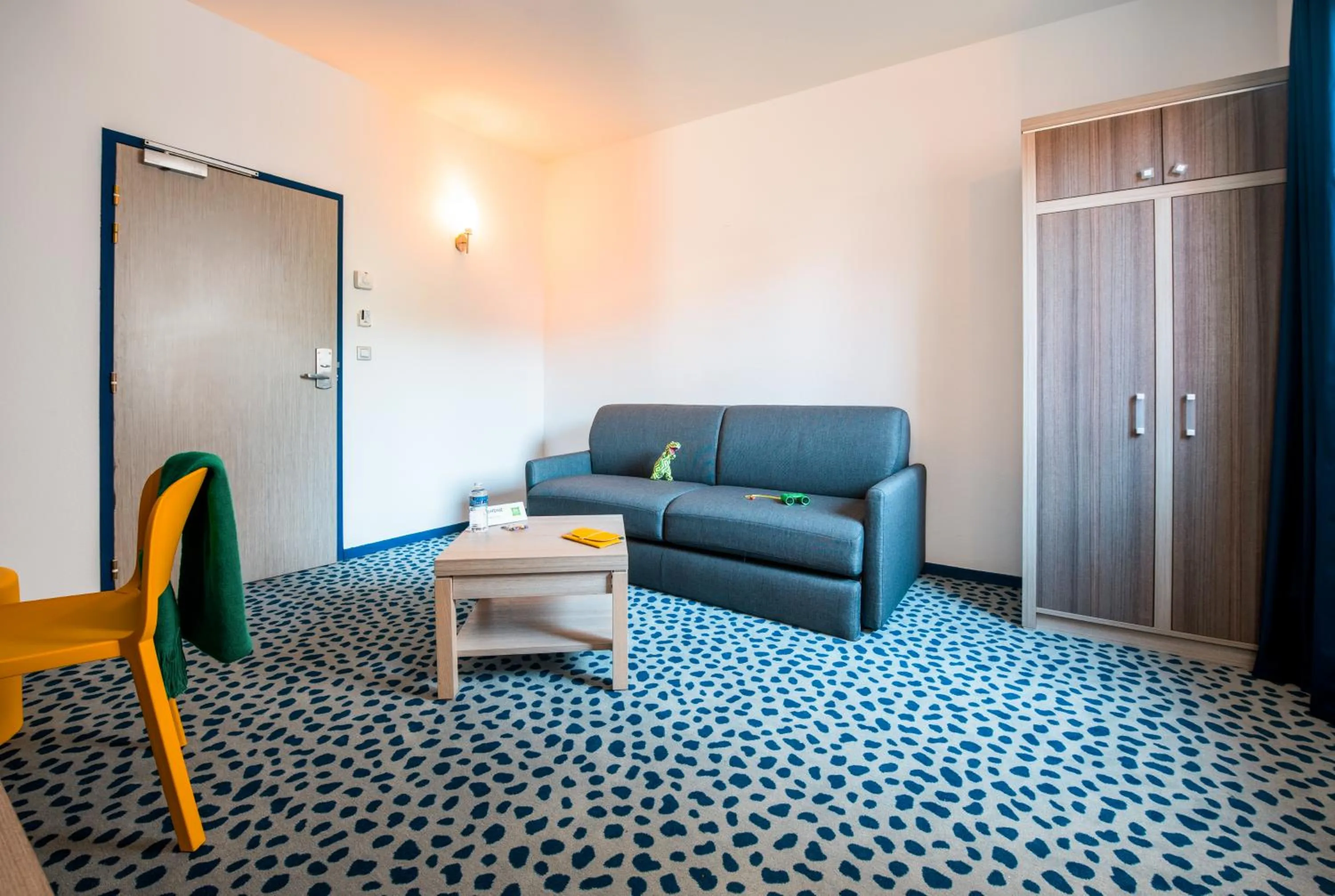 Bed in ibis Styles Marseille Plan de Campagne