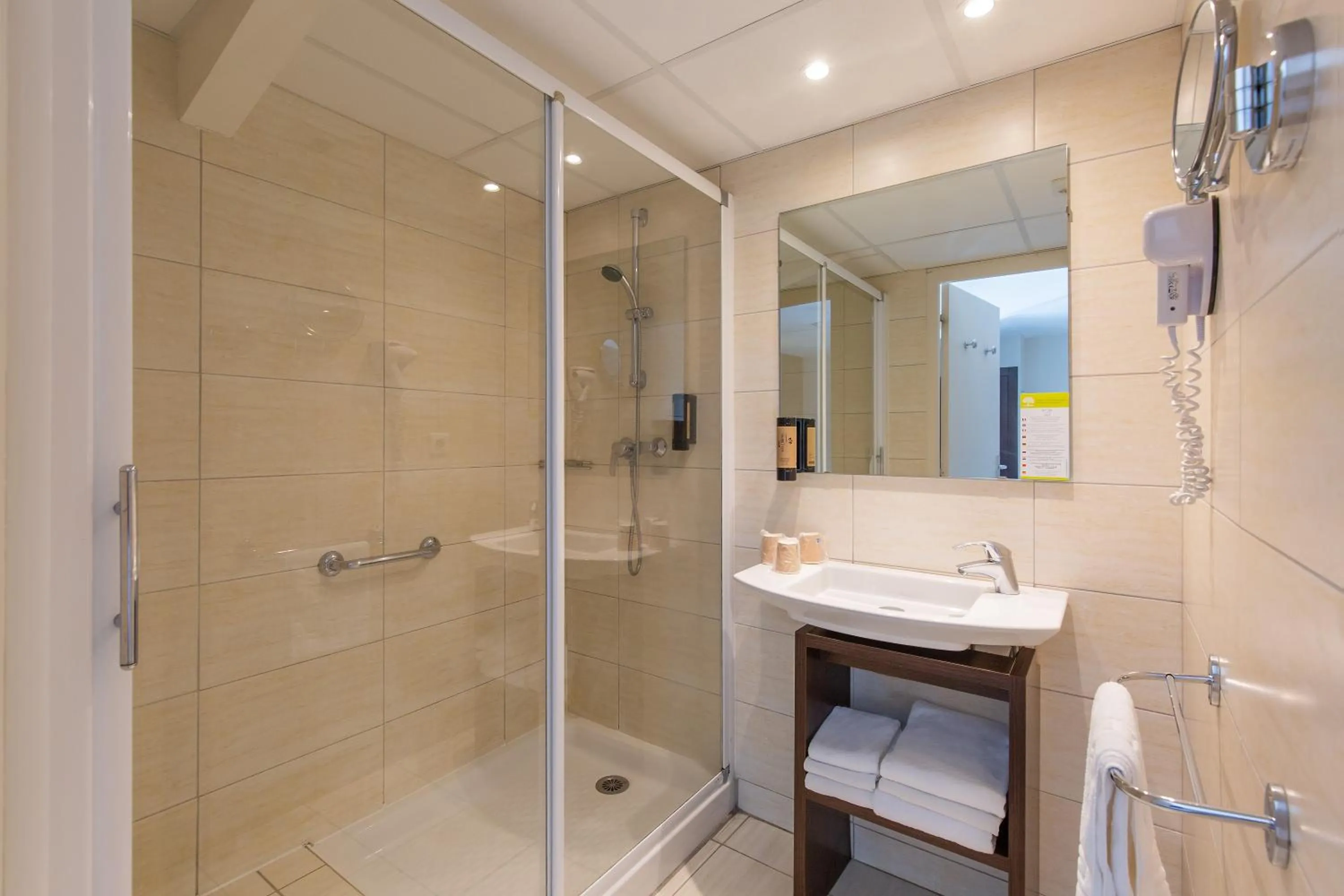 Helgon Hotel - Lourdes Pyrénées