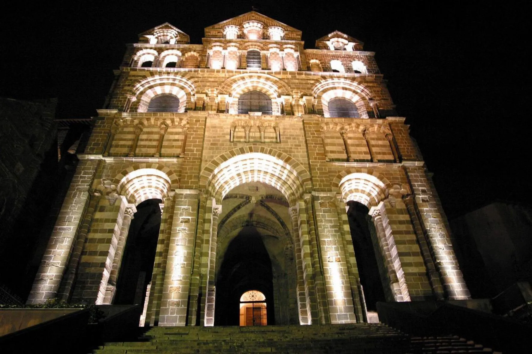 Activities in ibis Styles Le Puy en Velay