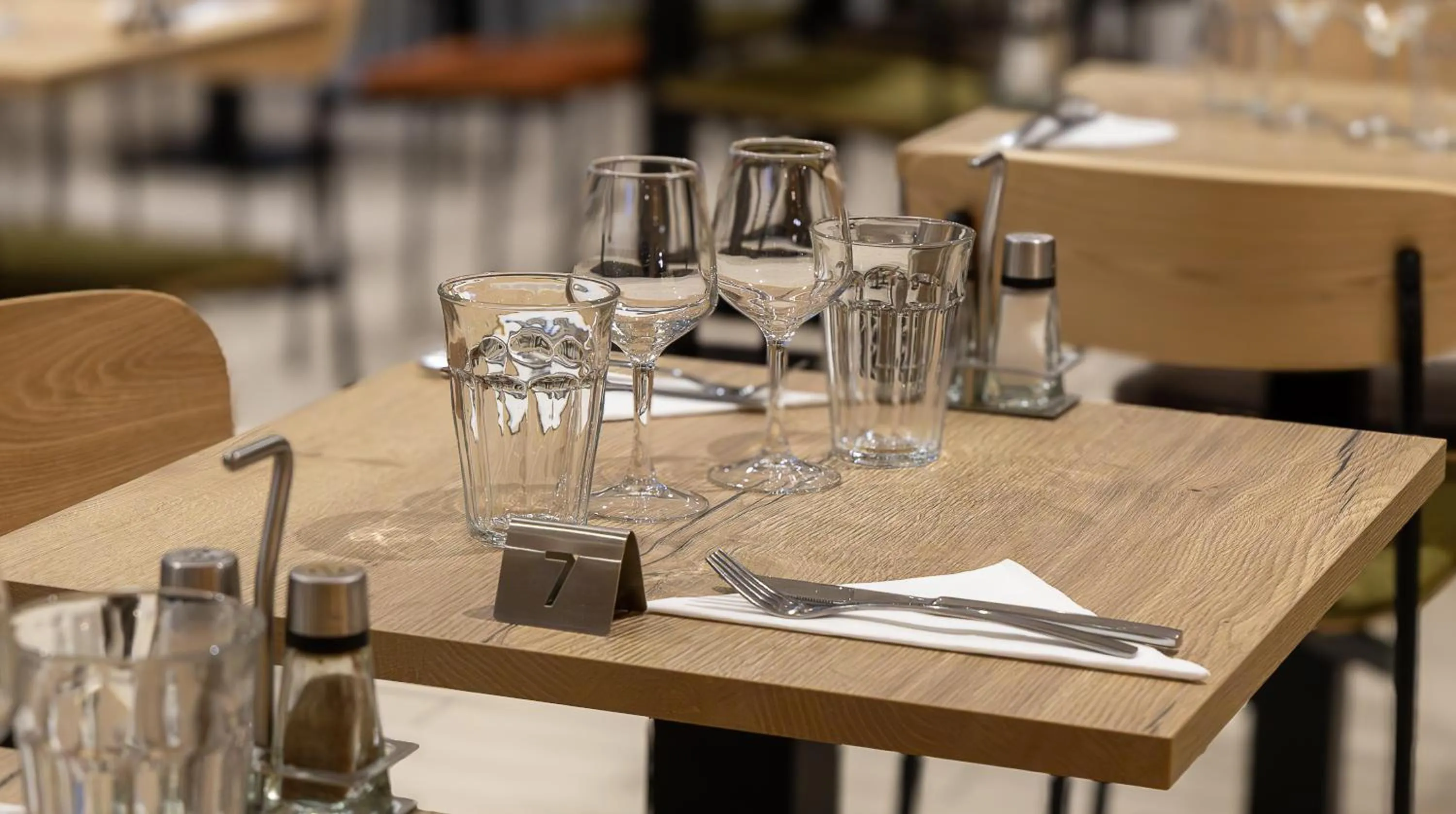 Restaurant/places to eat in Campanile Toulouse - Blagnac Aéroport