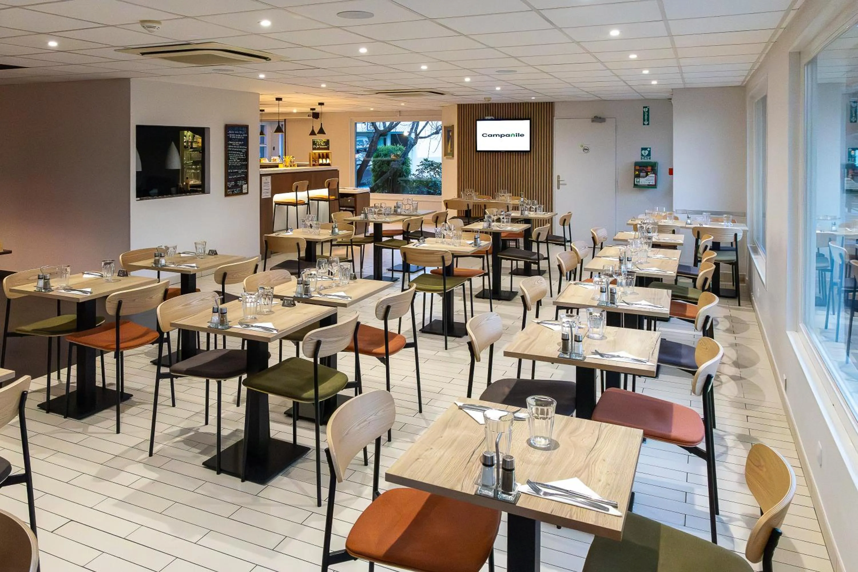 Restaurant/places to eat in Campanile Toulouse - Blagnac Aéroport