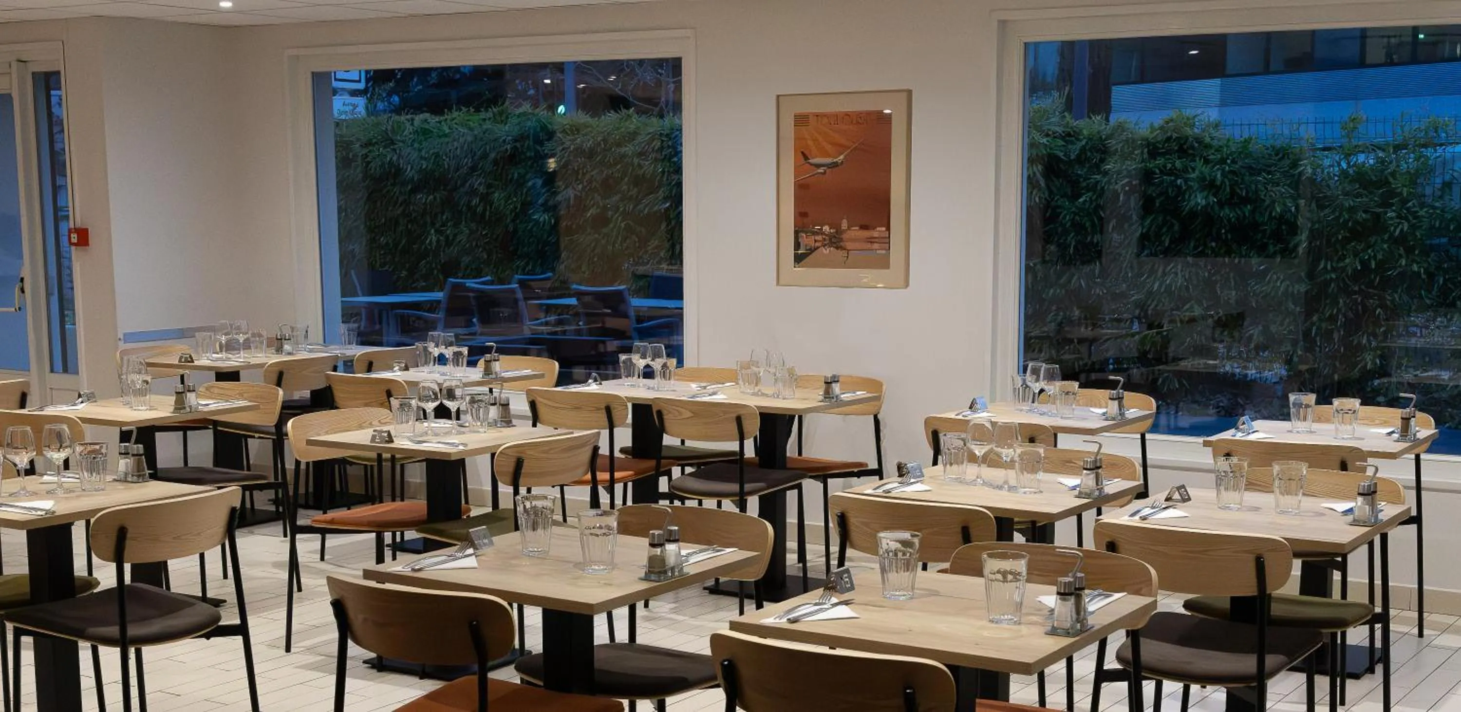 Restaurant/places to eat in Campanile Toulouse - Blagnac Aéroport