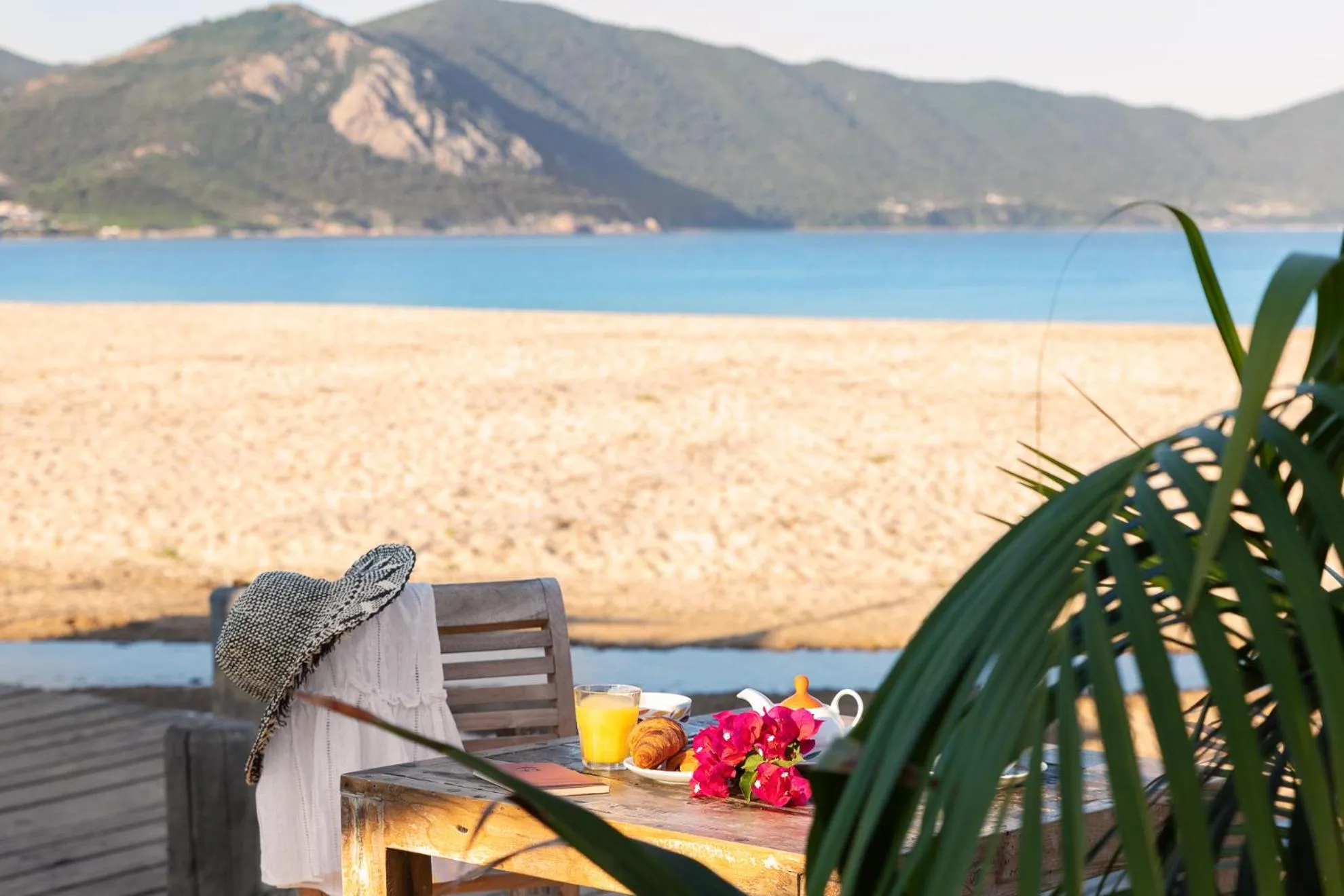 Beach in Hôtel-Restaurant Marina Di Lava - Grand Ajaccio
