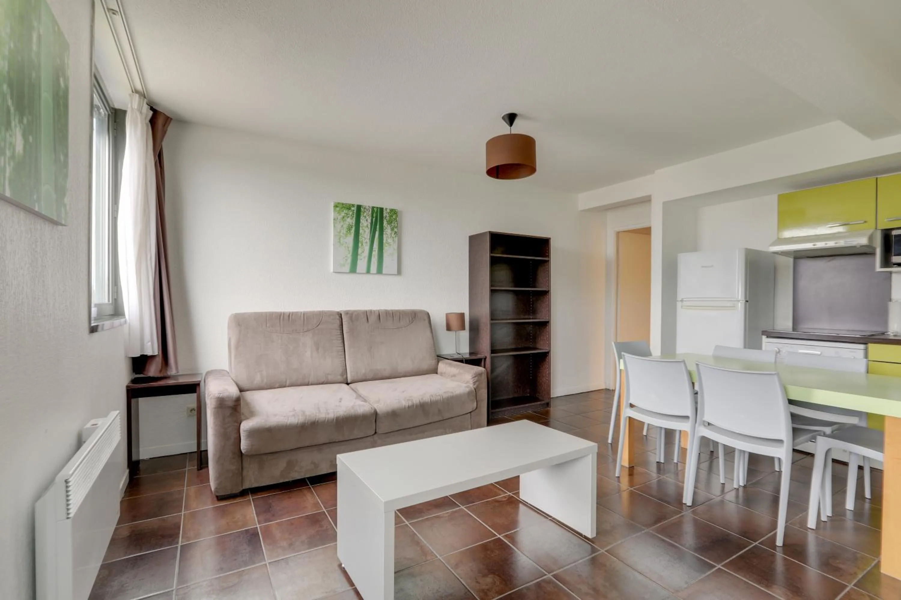 Living room in All Suites Appart Hôtel - Bordeaux Lac