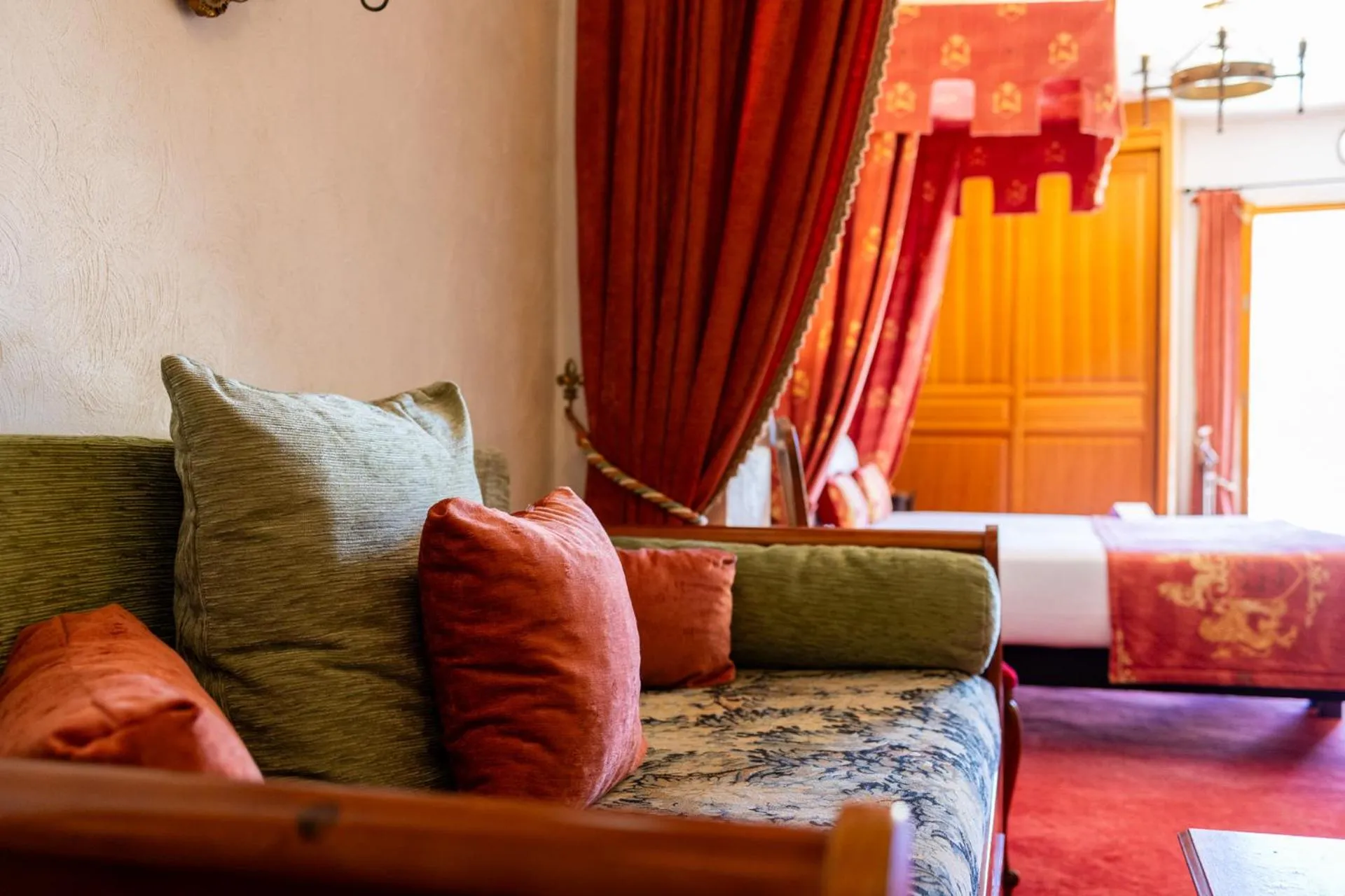 Bedroom in Château de Trigance