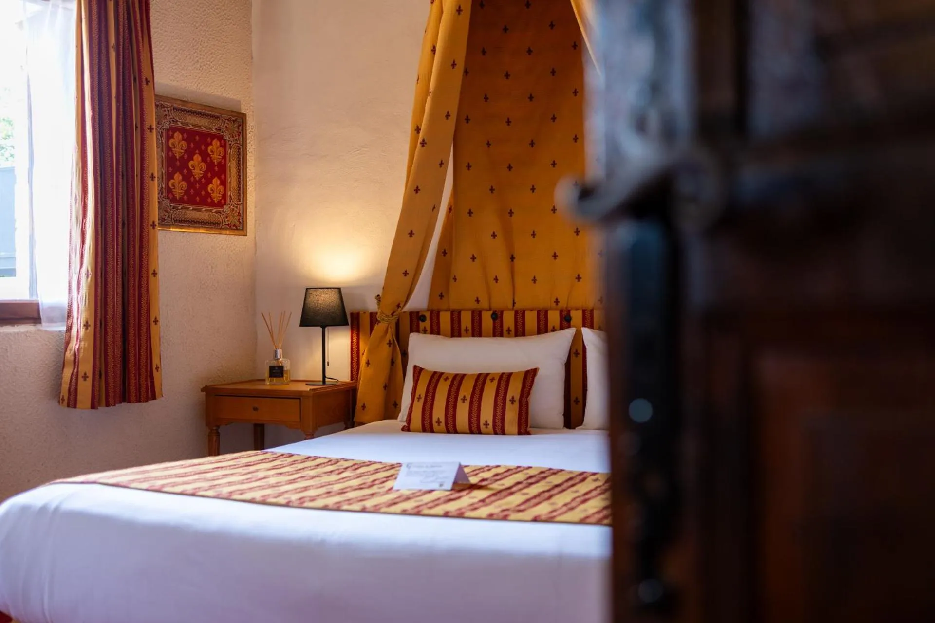 Standard Queen Room in Château de Trigance