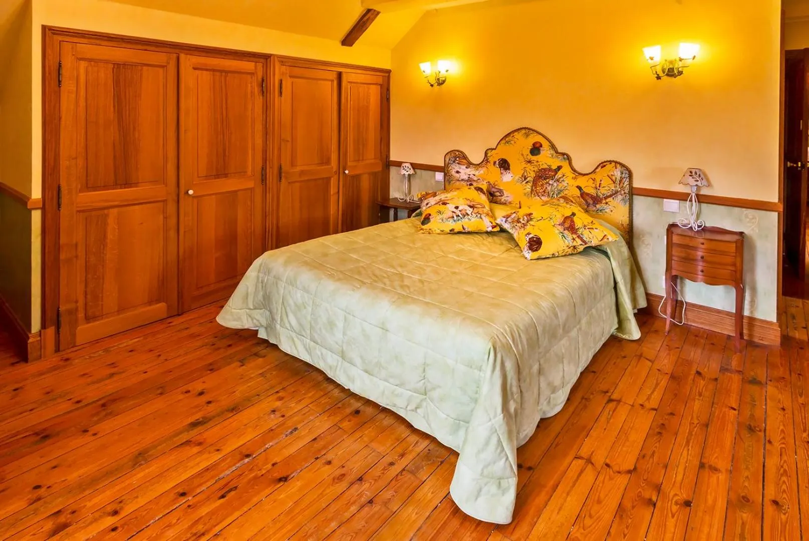 Bedroom, Bed in Domaine de Brou