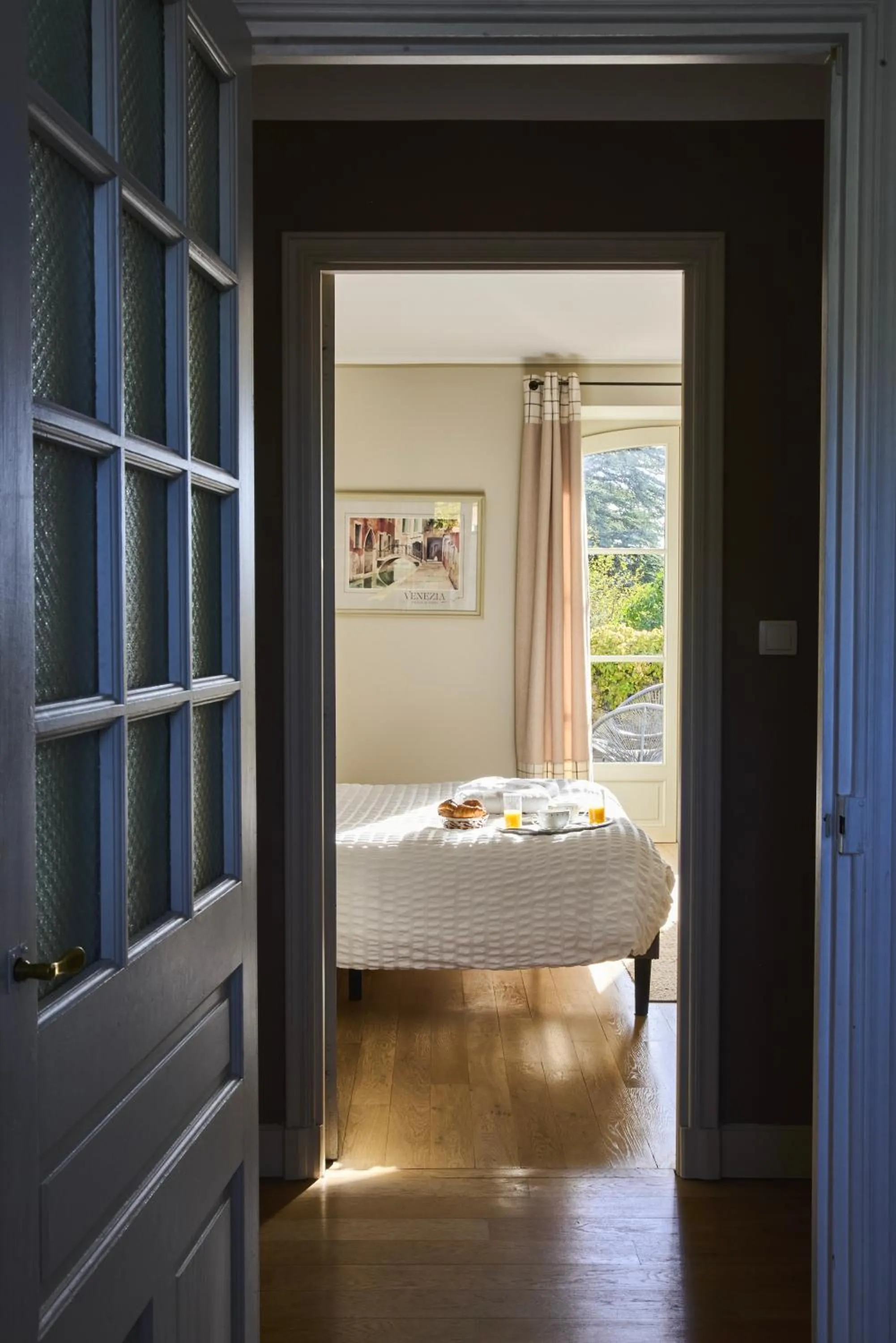 Bedroom, Bed in La Villa des Charmilles