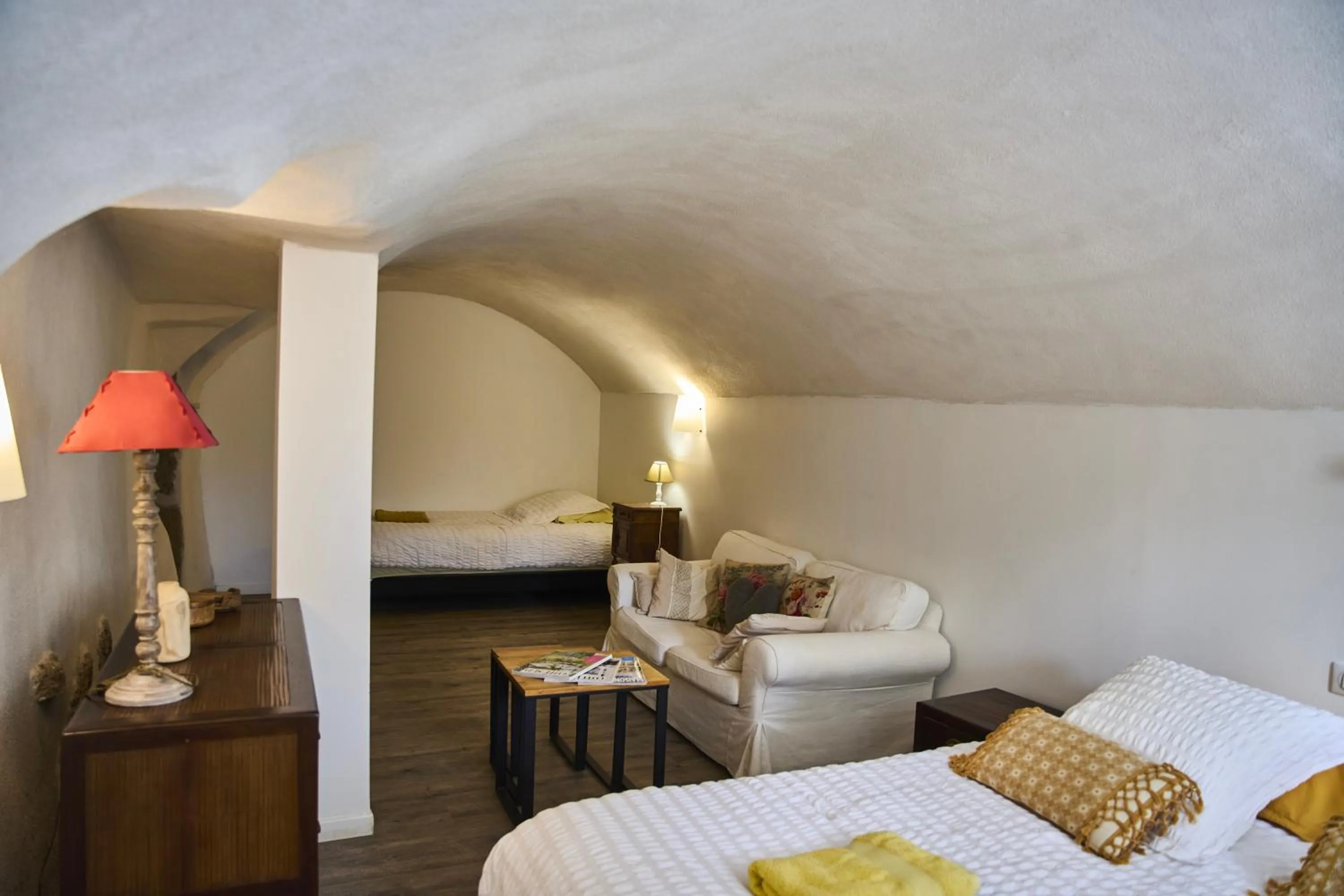 Bedroom, Bed in La Villa des Charmilles