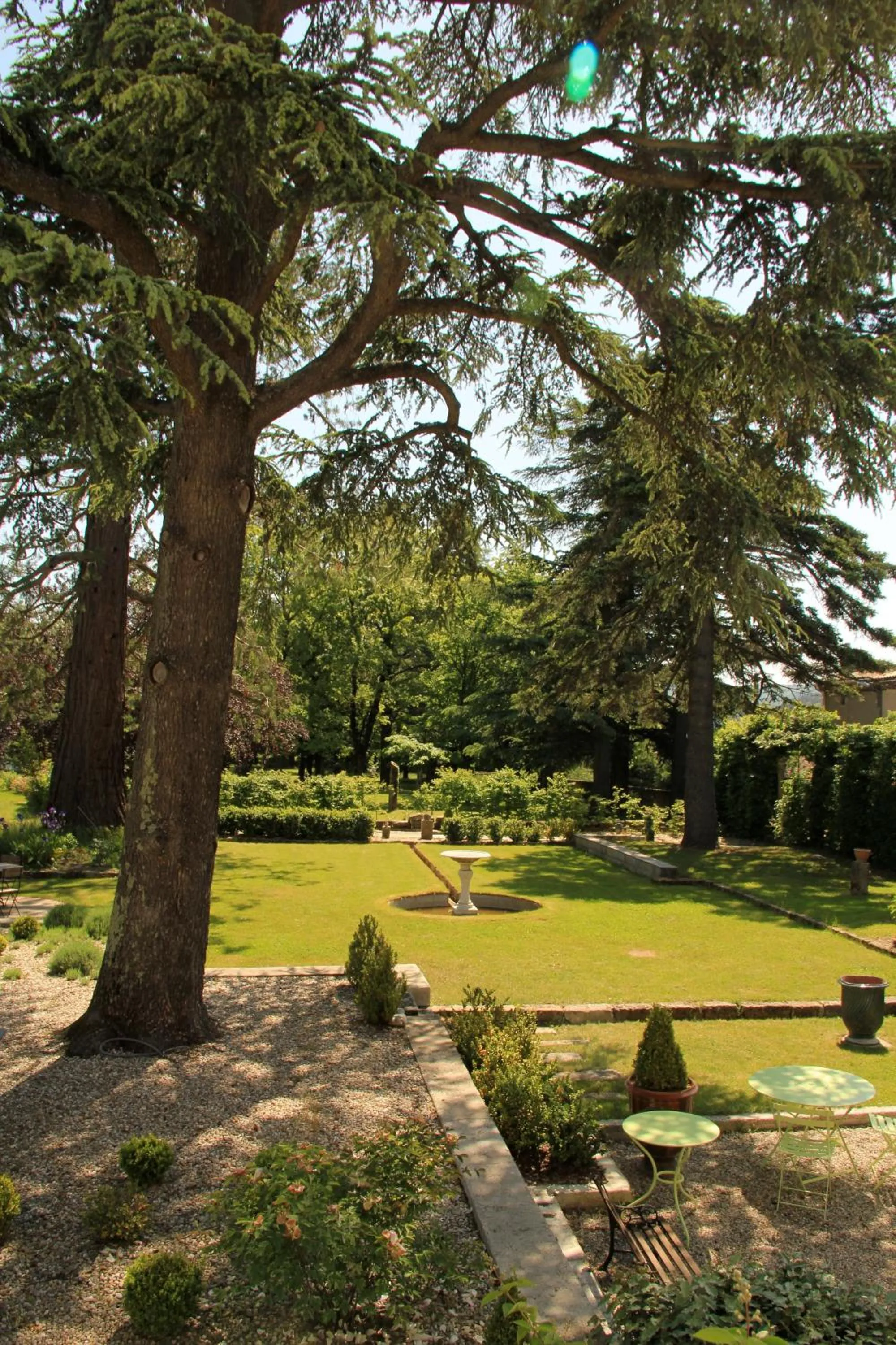 Garden view in La Villa des Charmilles