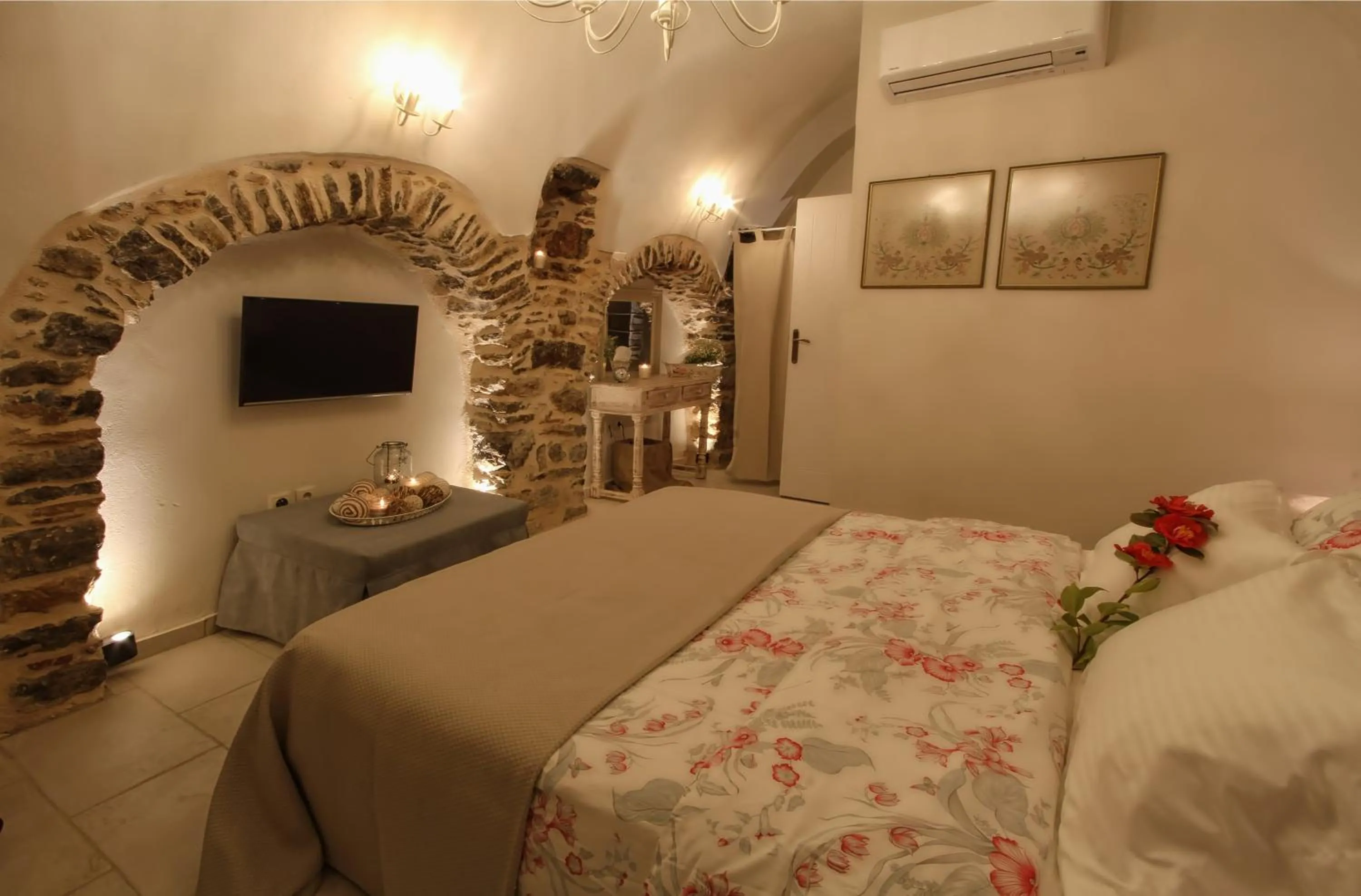 Bed in Mesta Mastic
