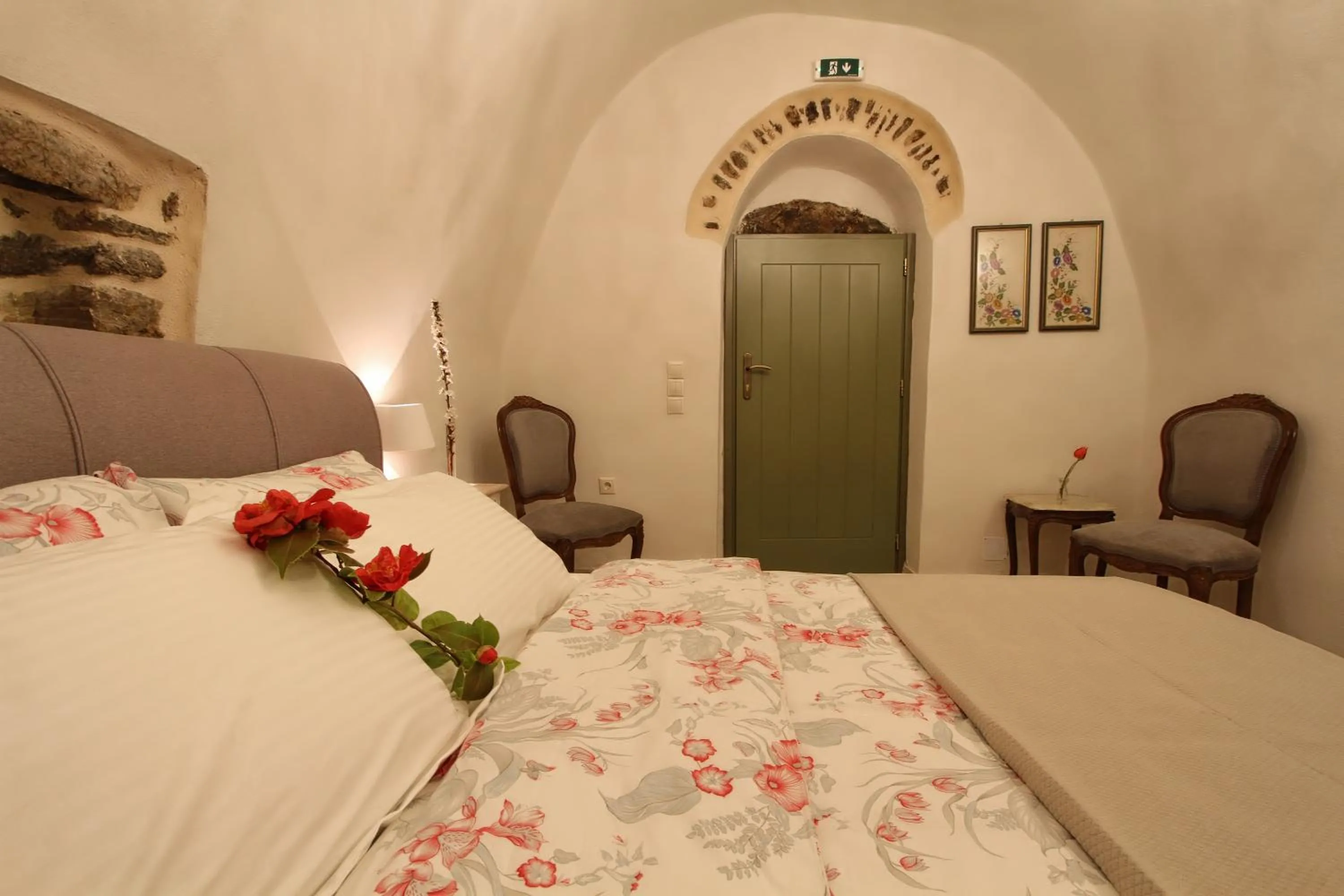 Bed in Mesta Mastic