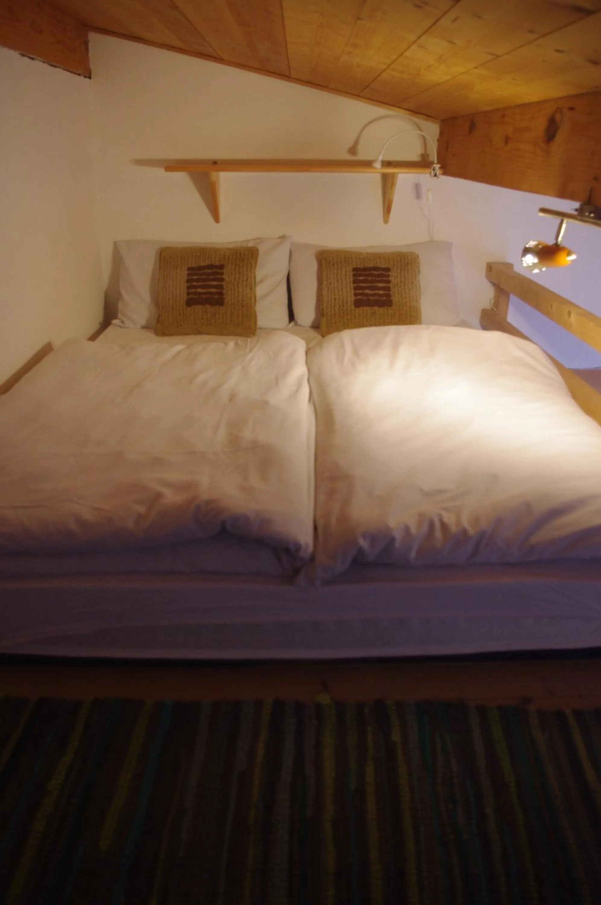 Bed in Central Hostel Chatel