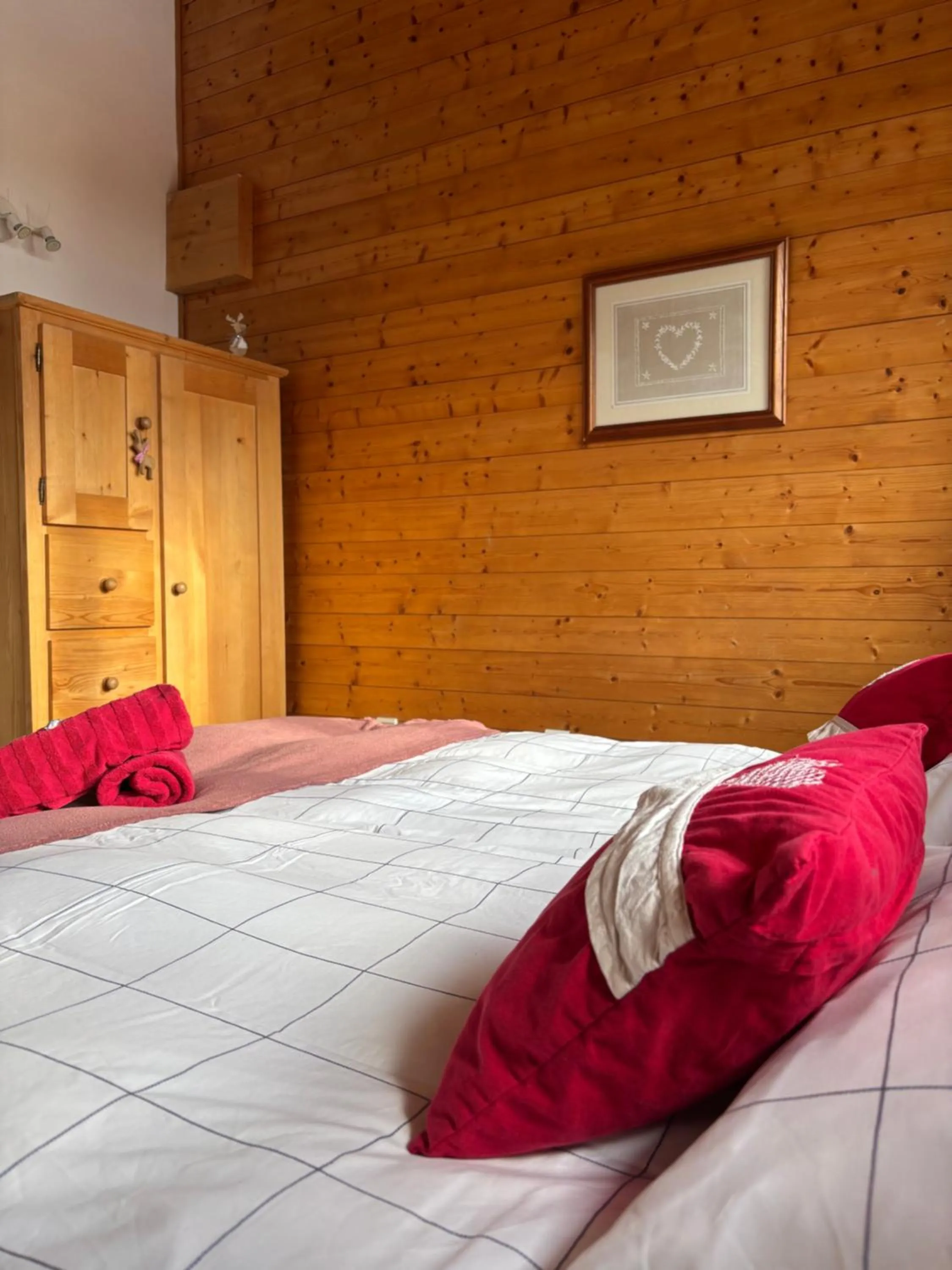 Bed in Central Hostel Chatel
