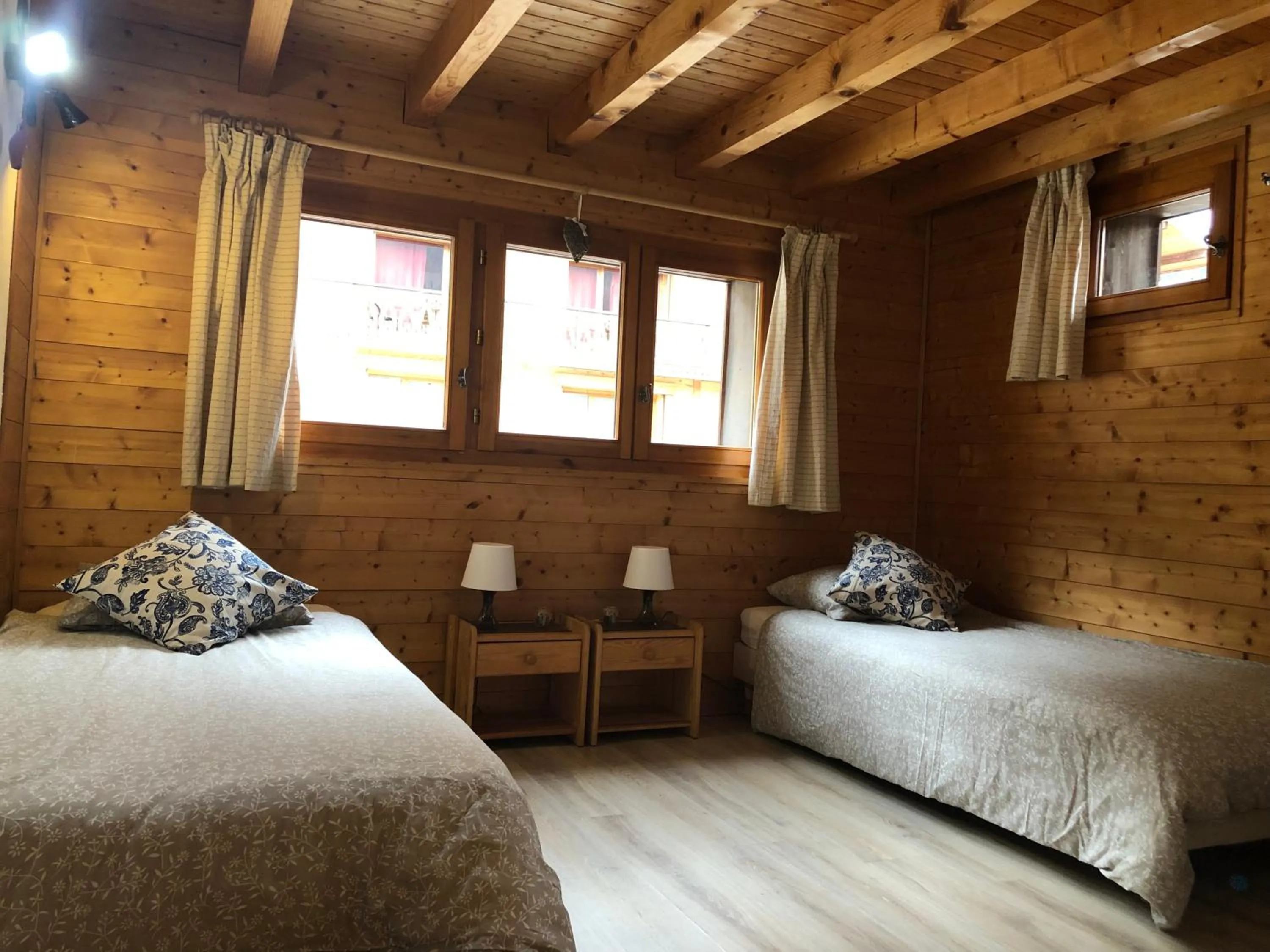 Photo of the whole room, Bed in Central Hostel Chatel