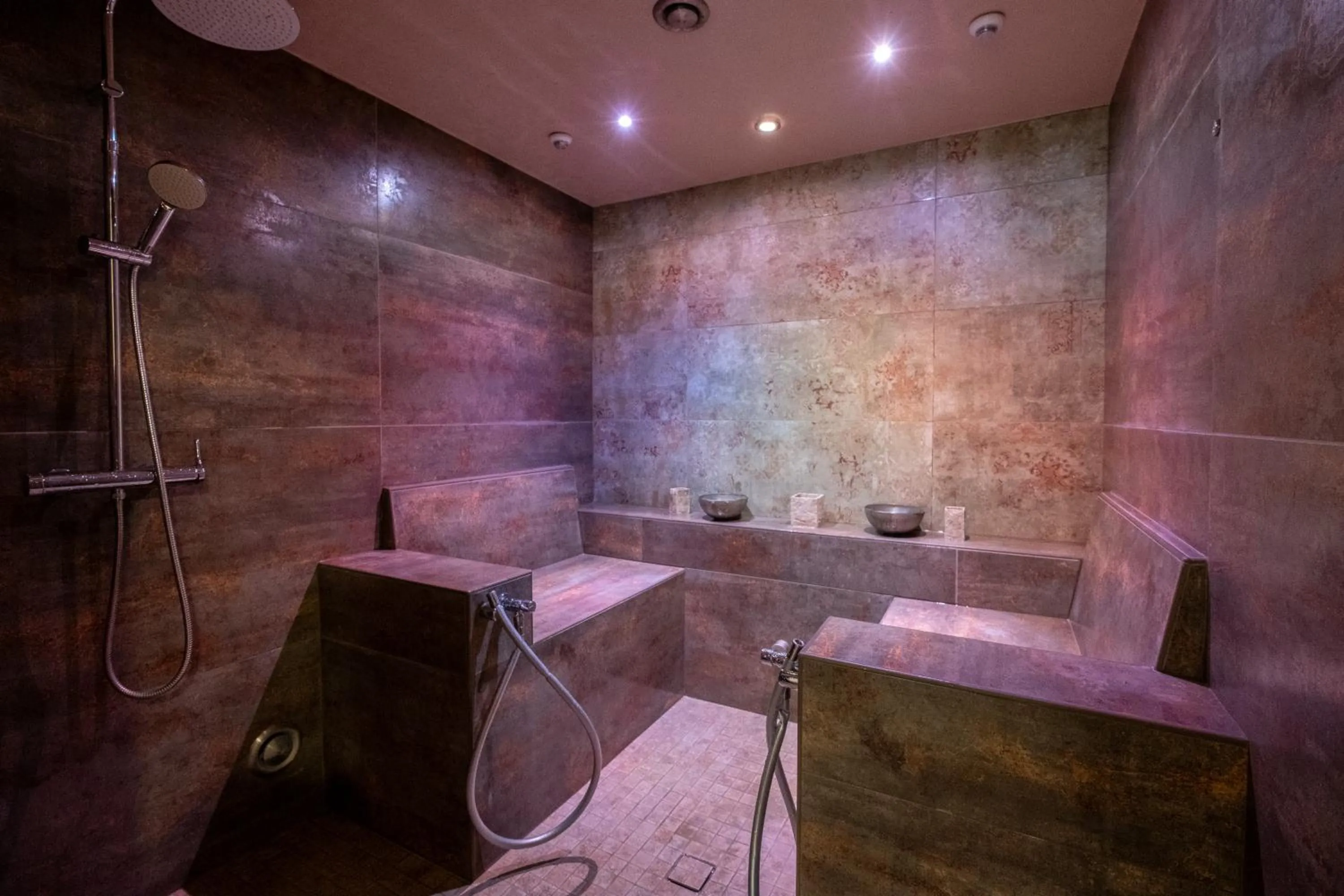 Spa and wellness centre/facilities in Le Belvédère Hotel et Bien être