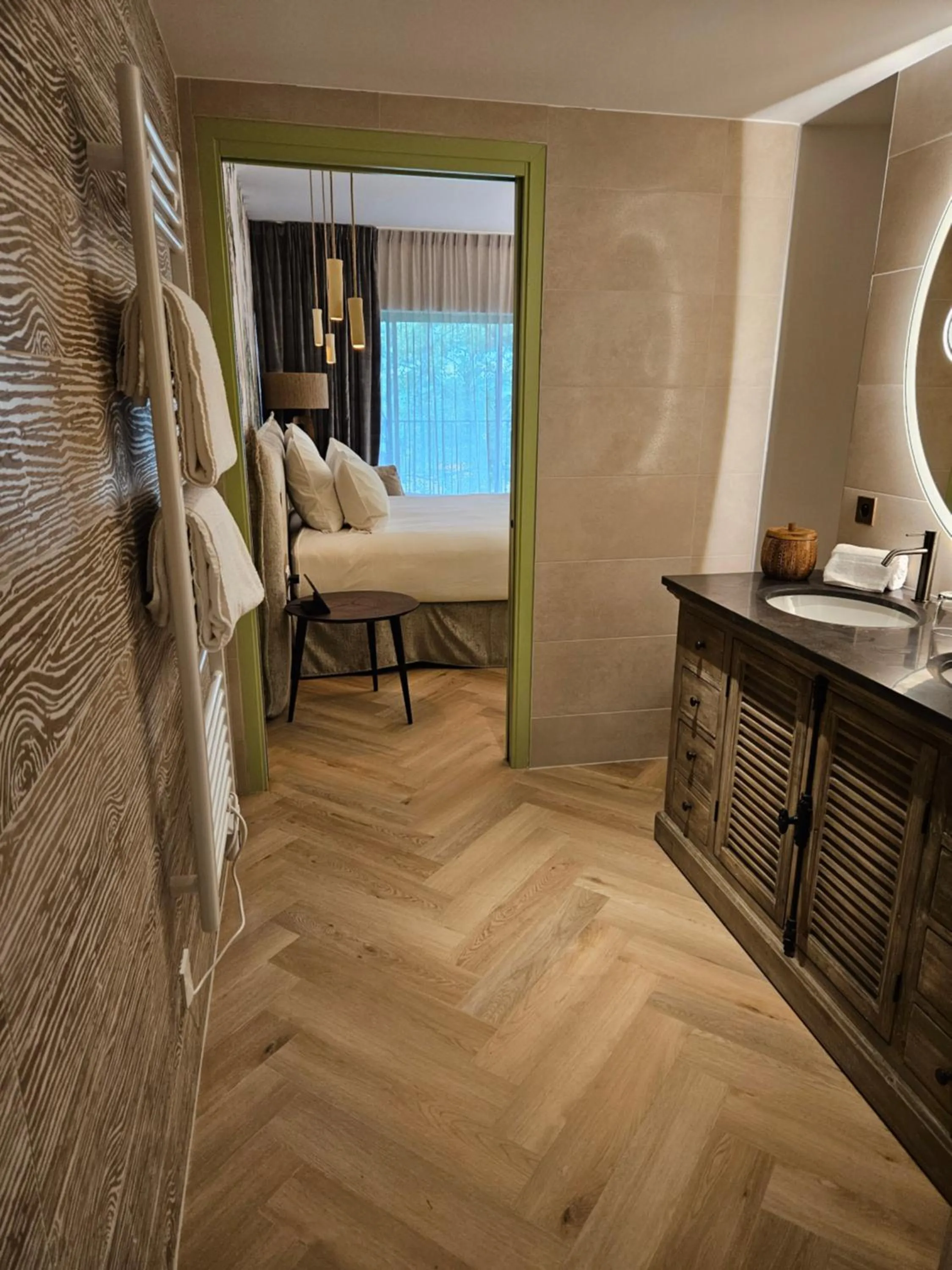 Bed in Le Belvédère Hotel et Bien être