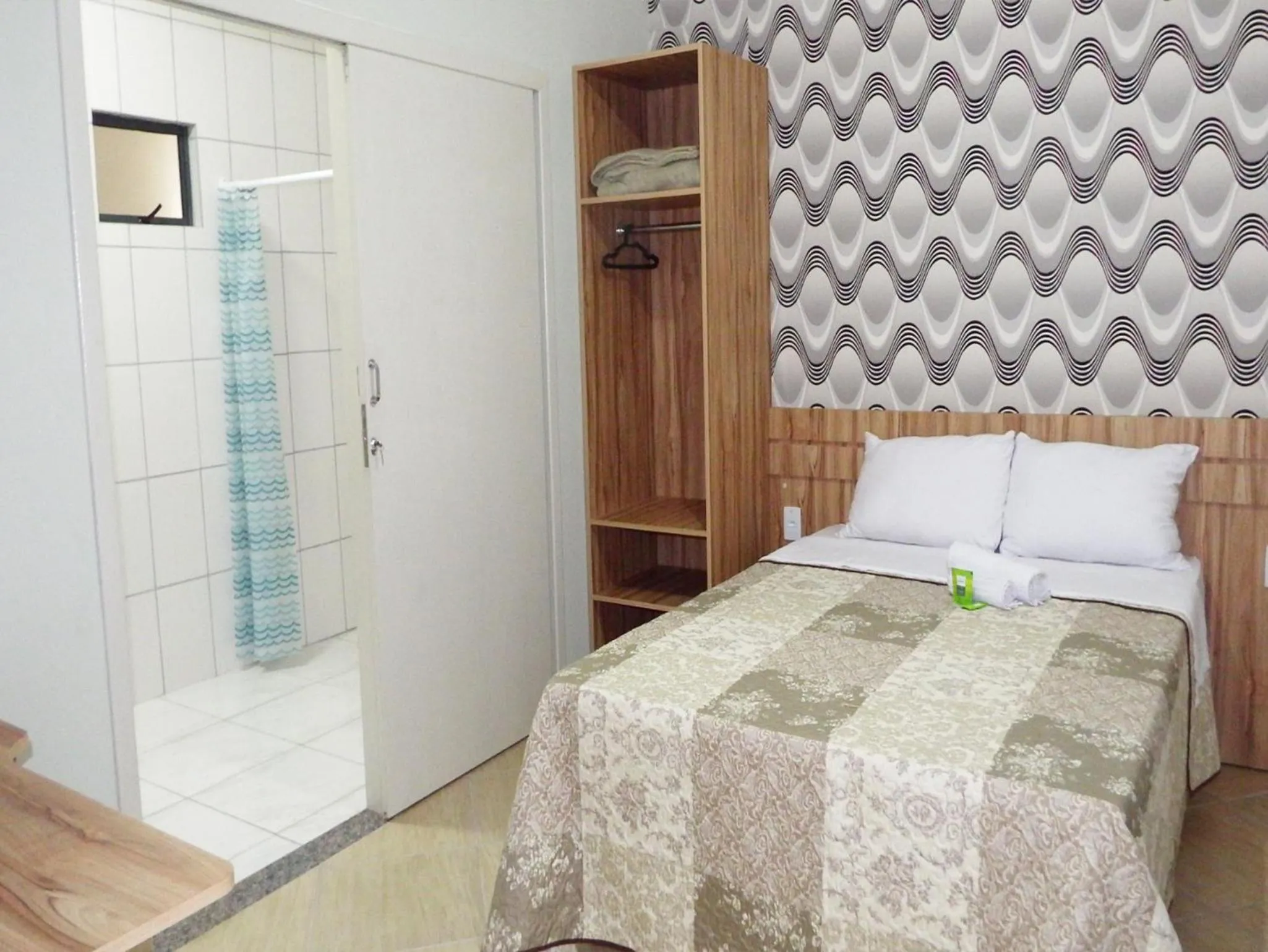 Bedroom, Bed in Coral Palace Hotel