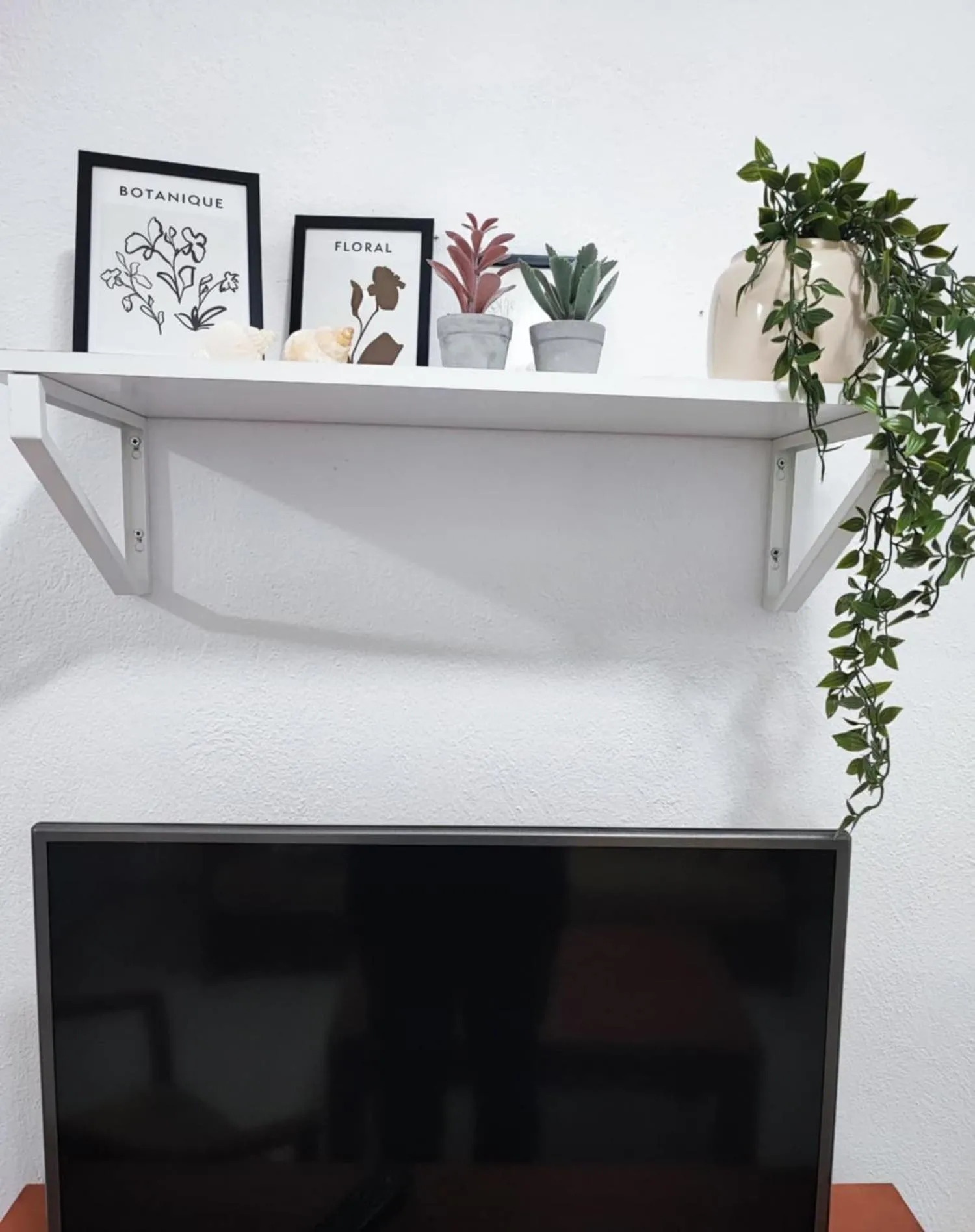 TV and multimedia in Siviri Rental Houses