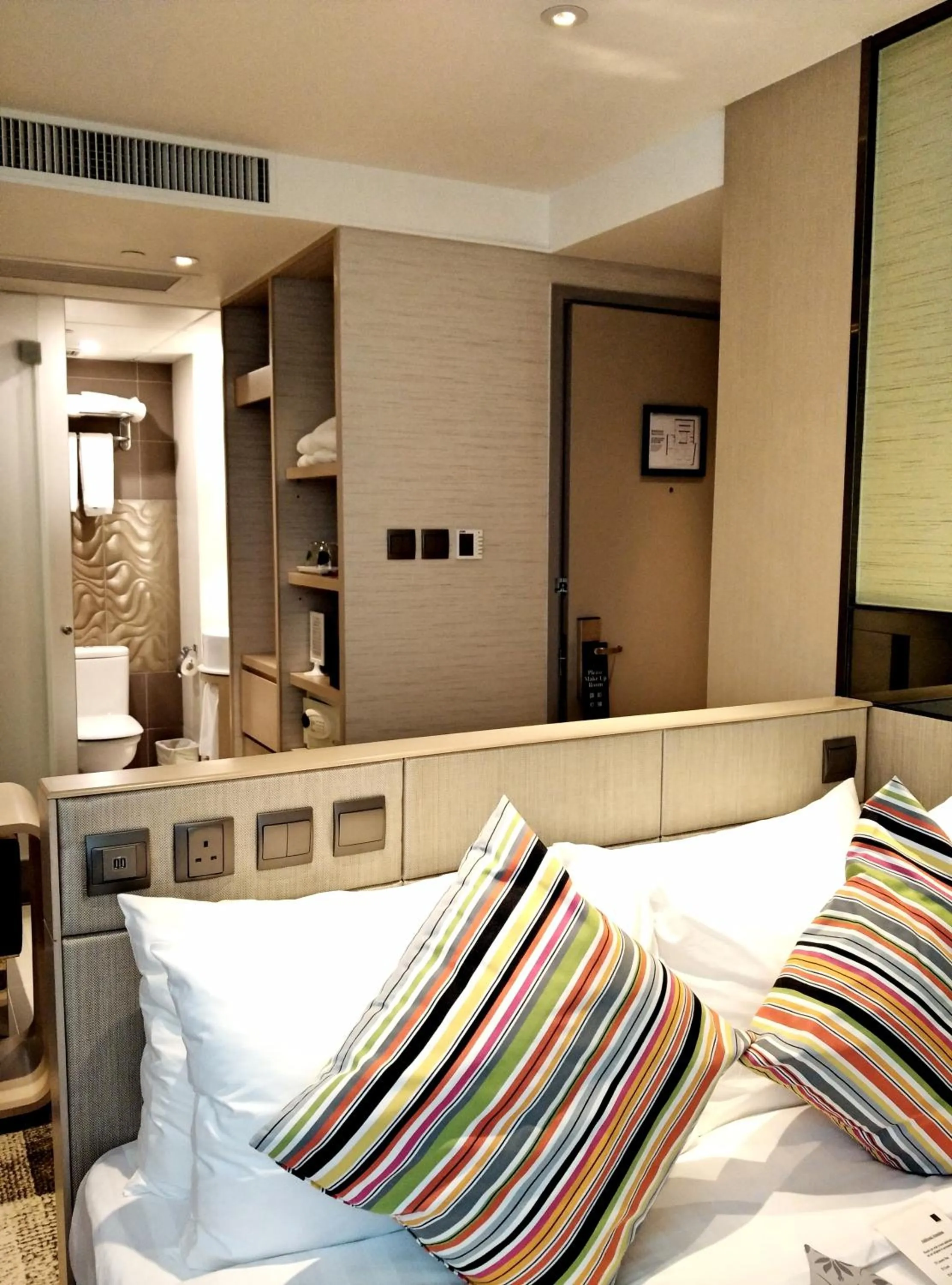 Photo of the whole room, Bed in Sohotel