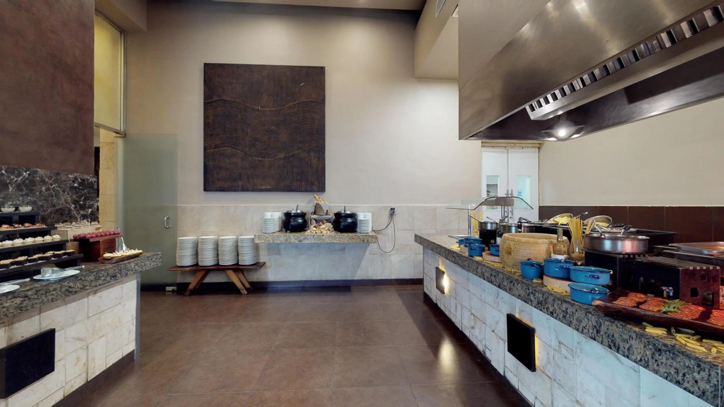 Breakfast, Kitchen/Kitchenette in Residences at The Fives