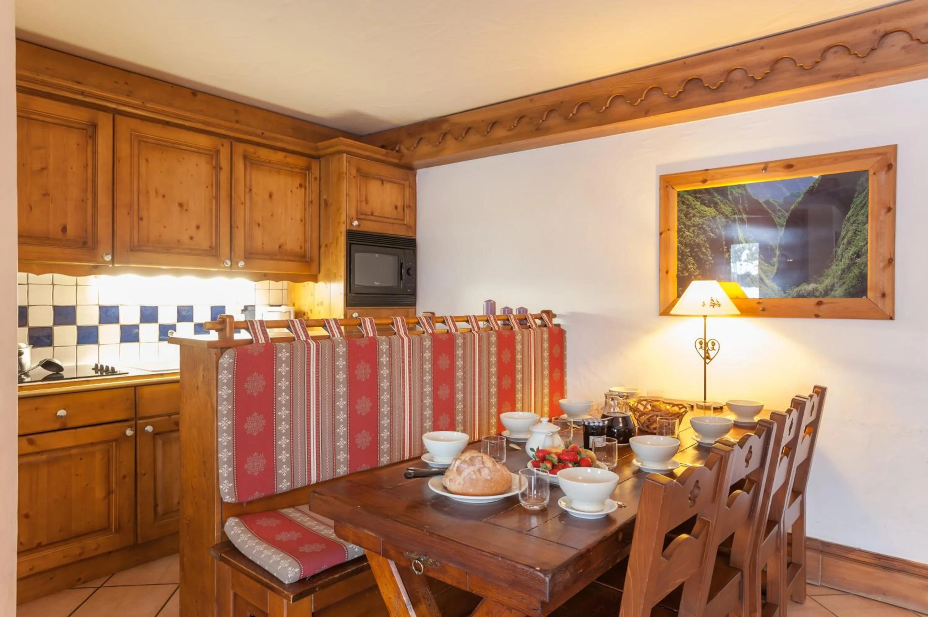 Kitchen or kitchenette in Résidence Pierre & Vacances Premium La Ginabelle