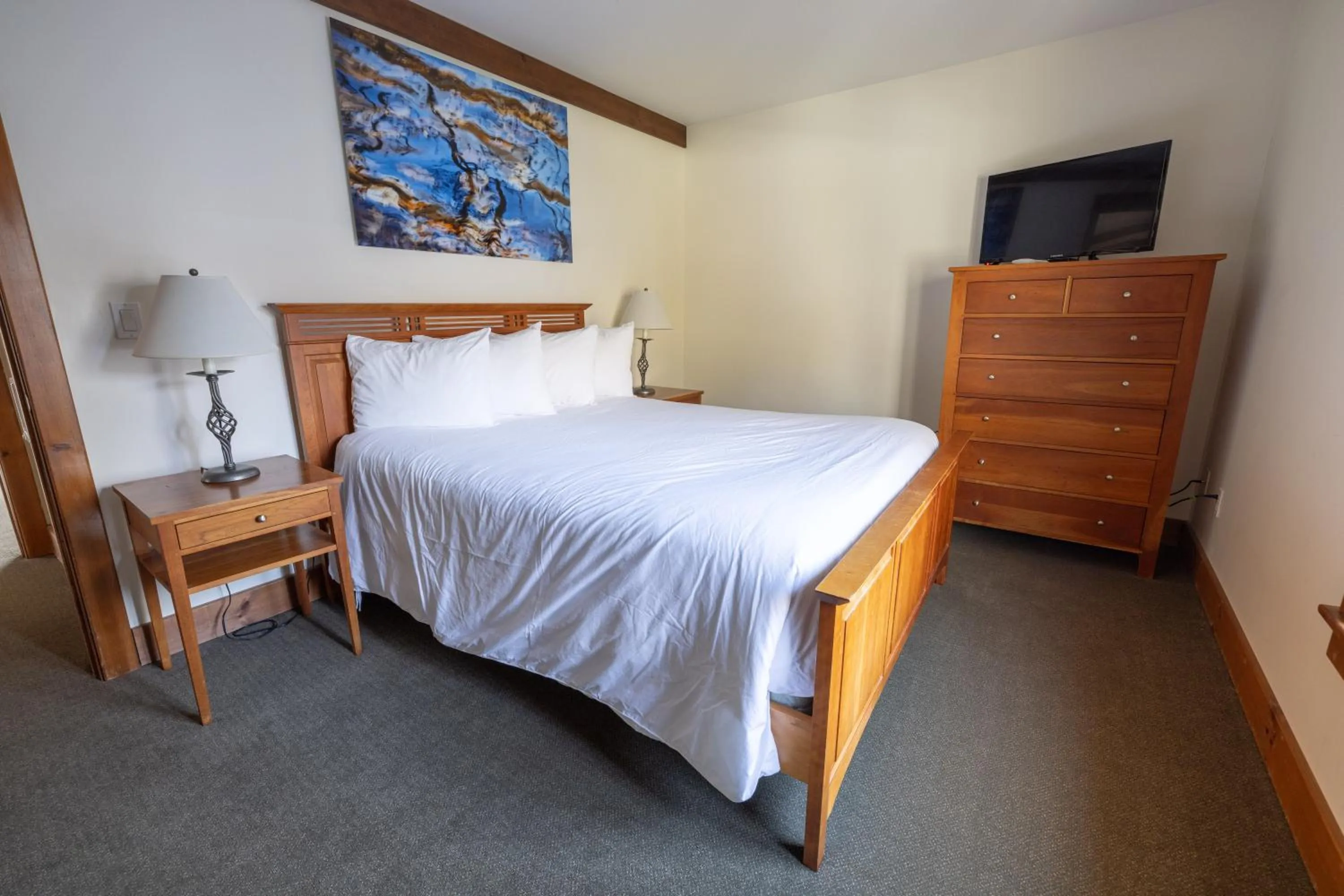 Bedroom, Bed in Winwood Condominiums by Windham Mountain Club