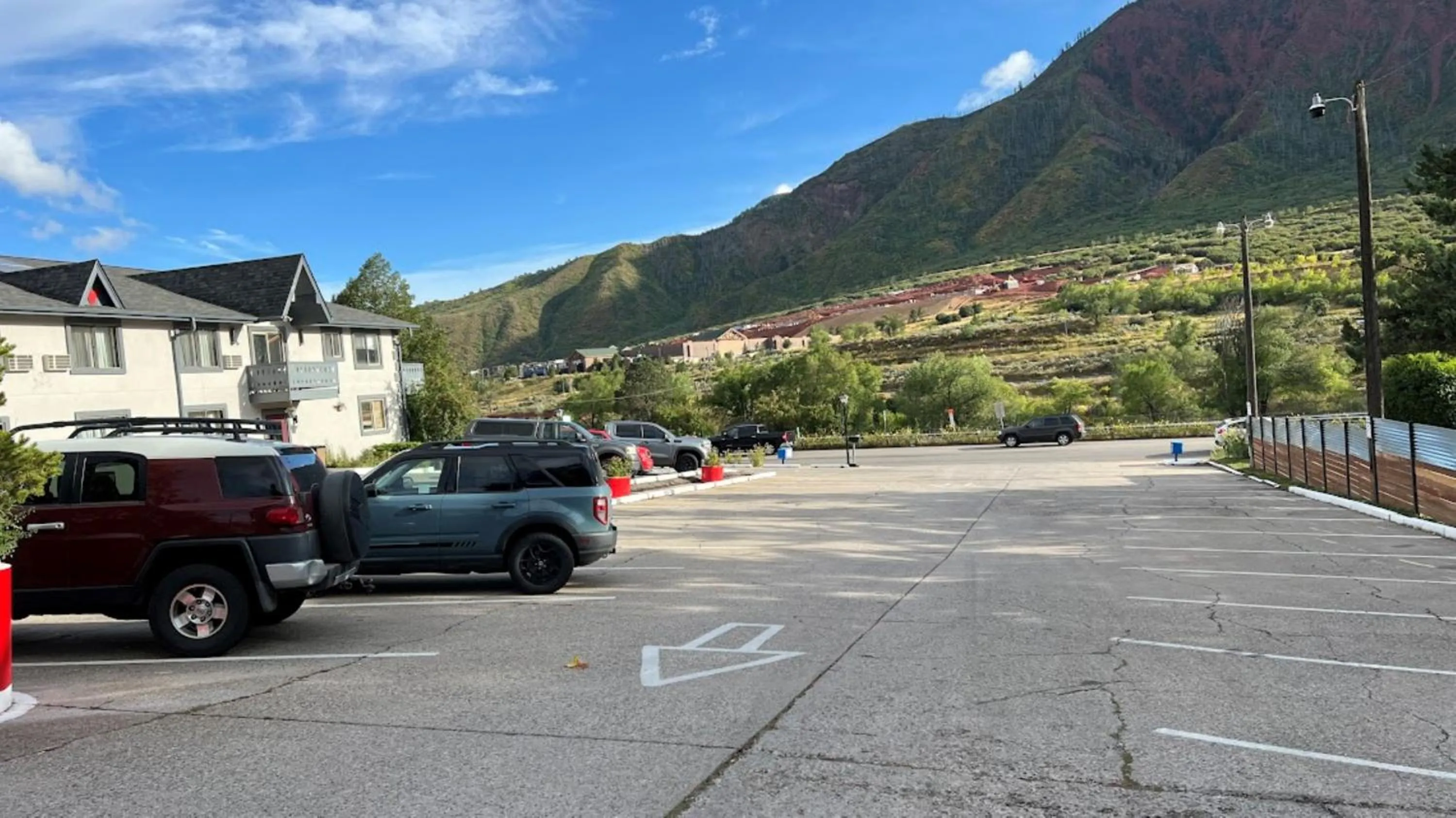 Parking in Adventure Inn - Glenwood Springs