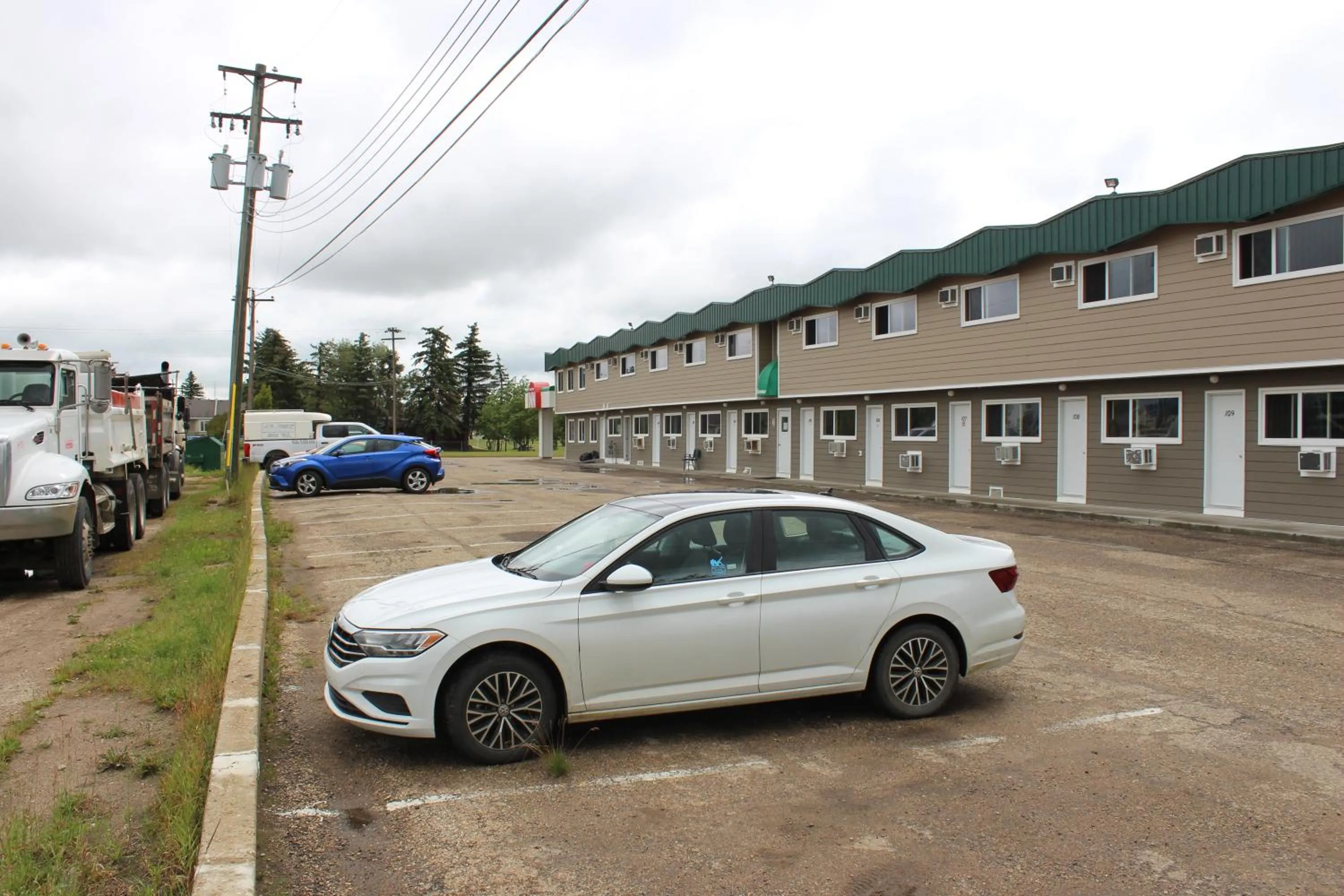 Parking in Plains Motor Inn
