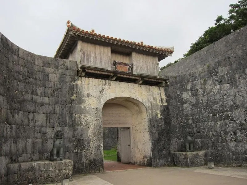 Living Inn Asahibashiekimae Premier