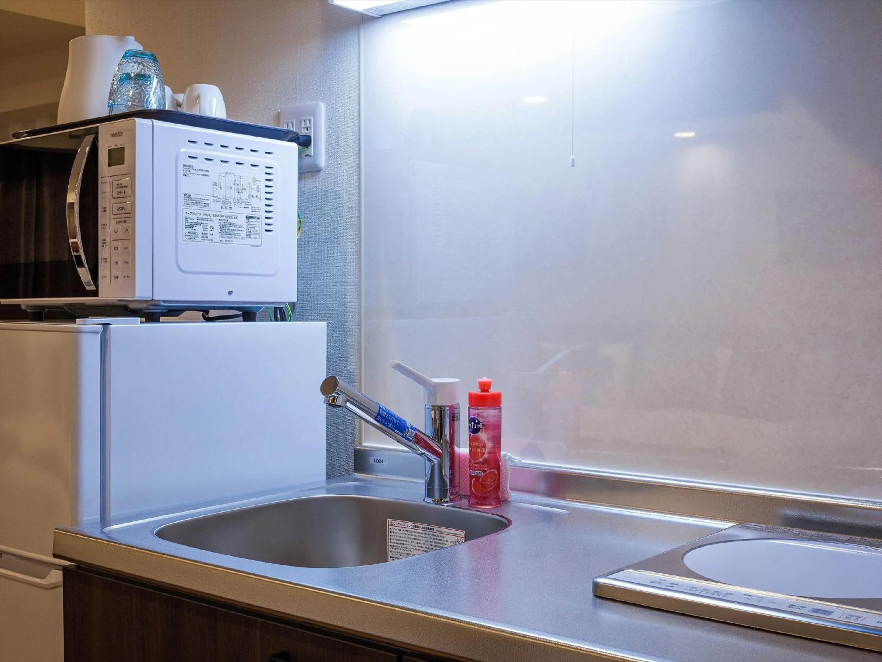 Living Inn Asahibashiekimae Premier