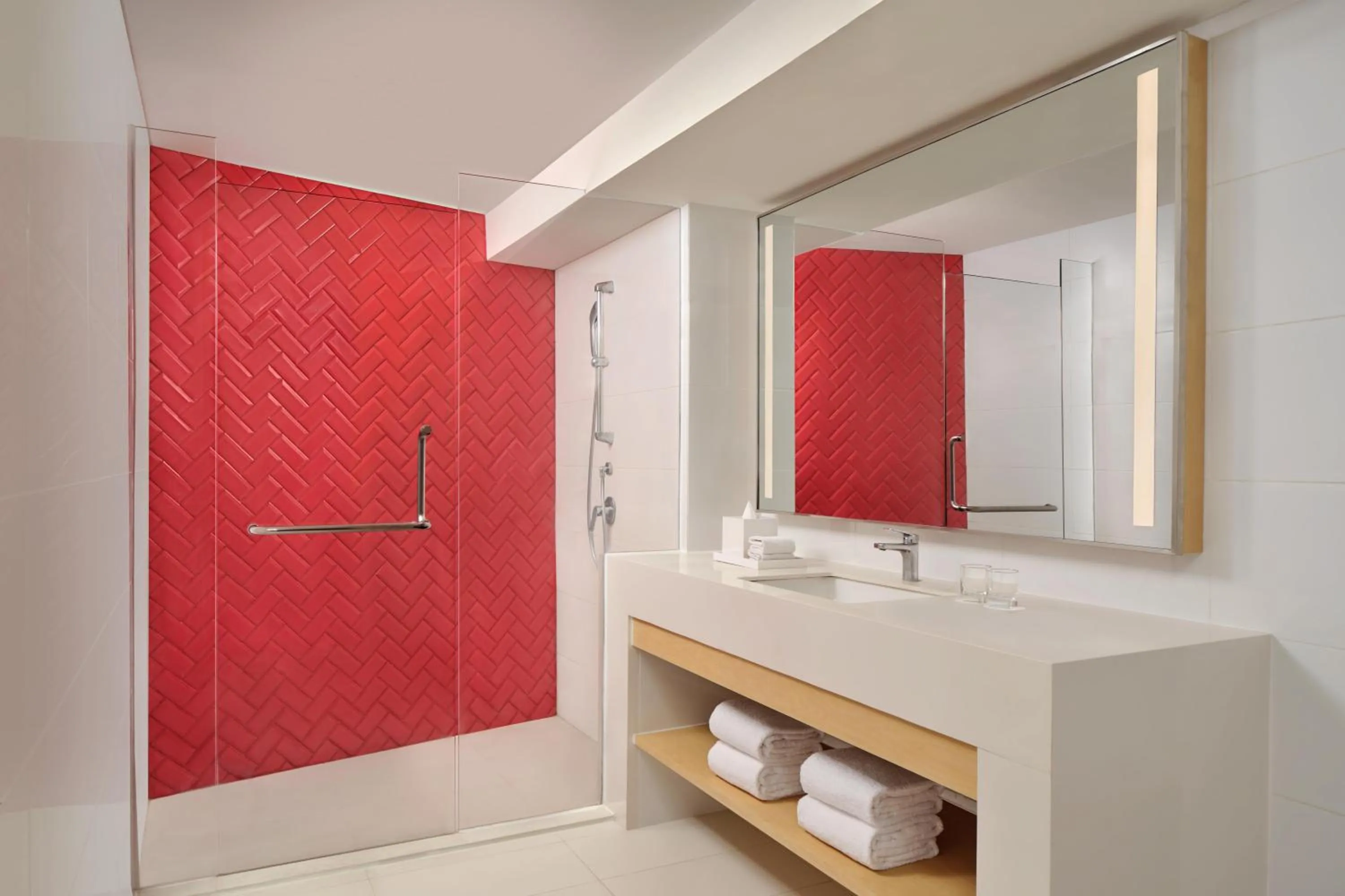 room service in Four Points by Sheraton Surabaya, Tunjungan Plaza