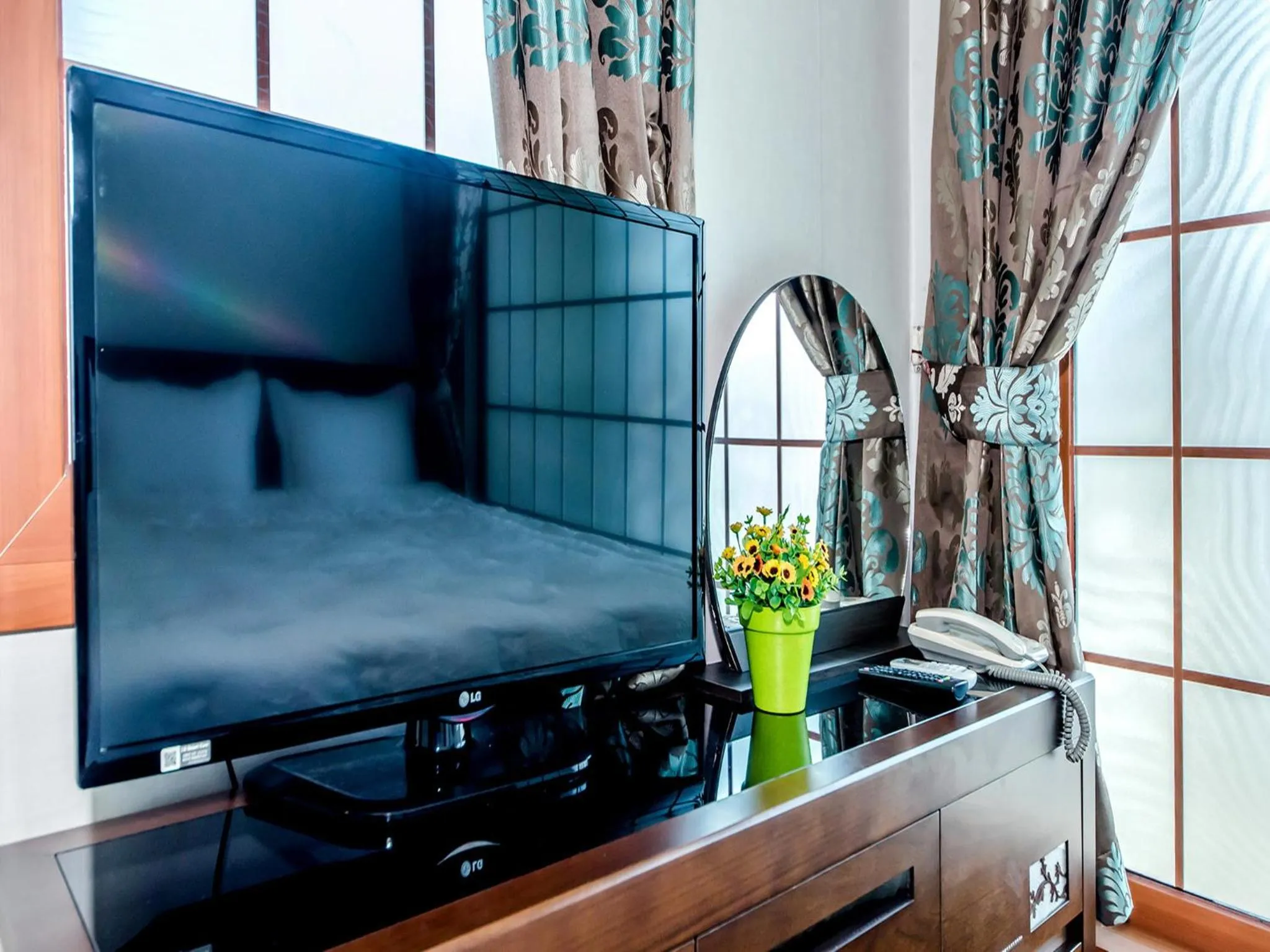 TV and multimedia in Sea Dragon Pension