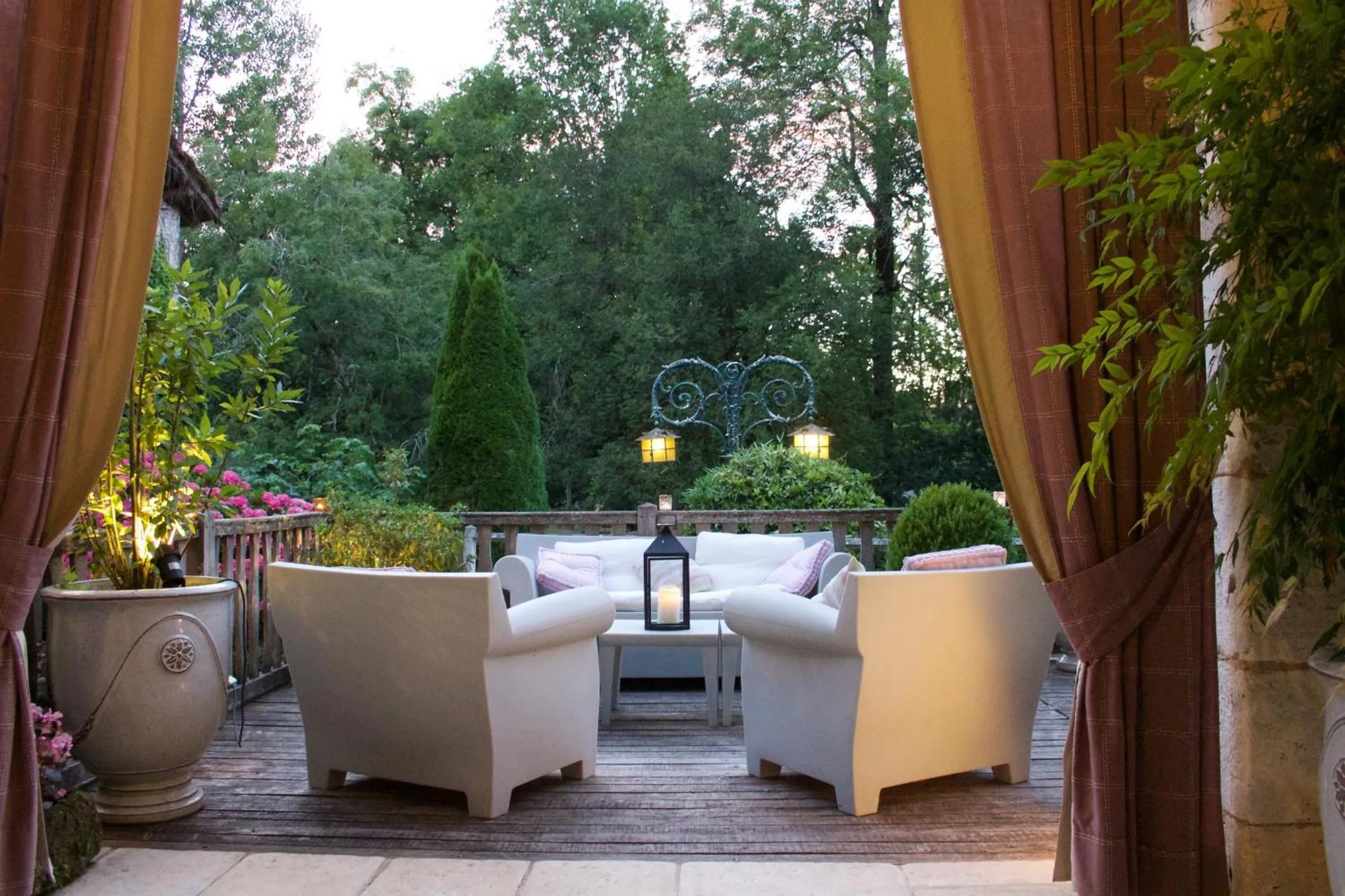Patio in Le Moulin du Roc