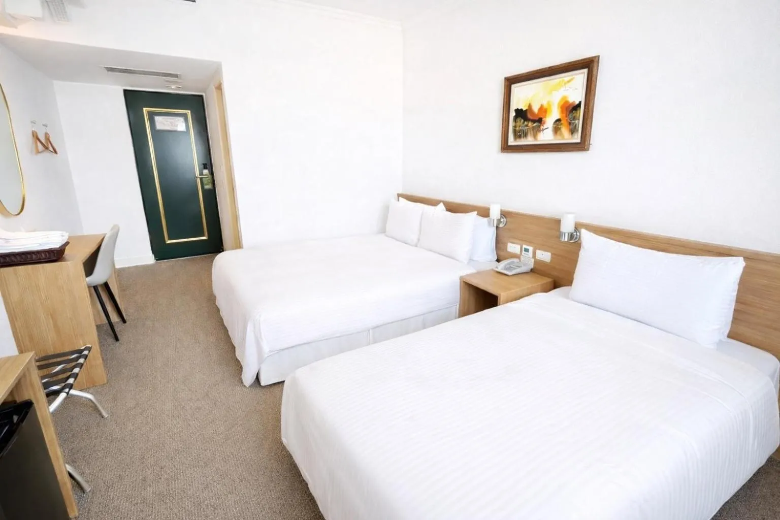 Bed in Ful Won Hotel