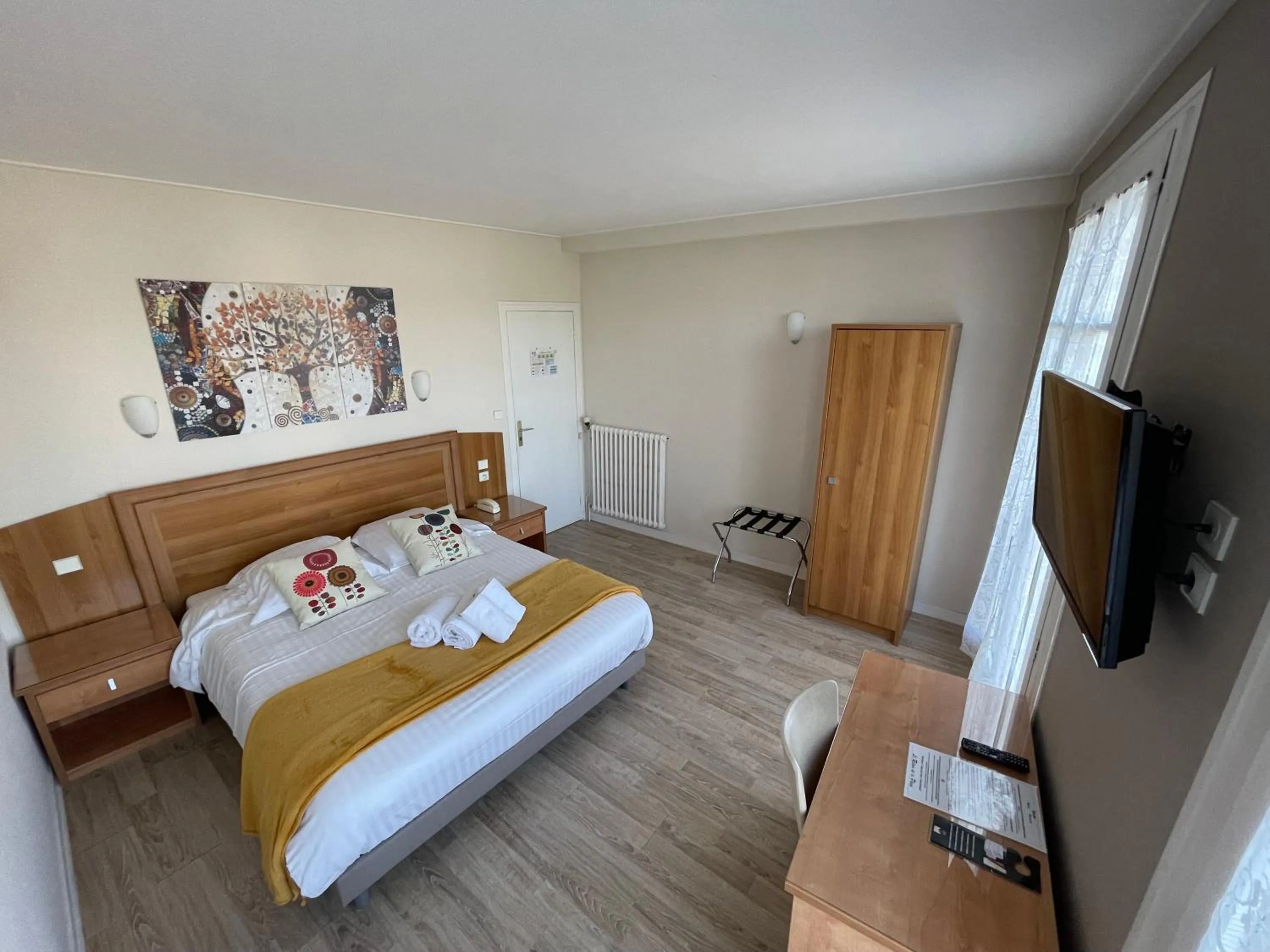 Photo of the whole room, Bed in Le Relais De La Place