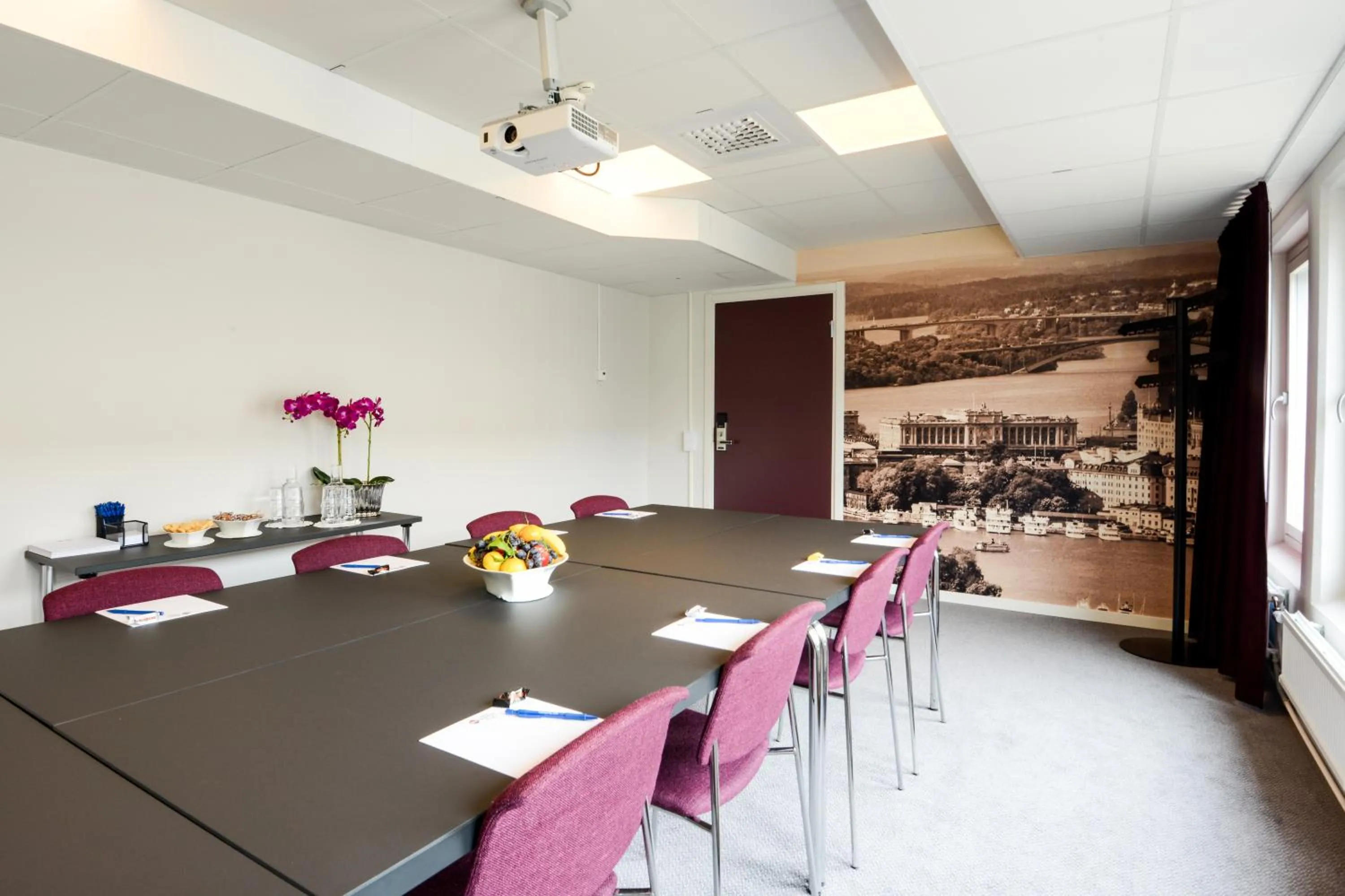 Meeting/conference room in Best Western Plus Park Airport Hotel