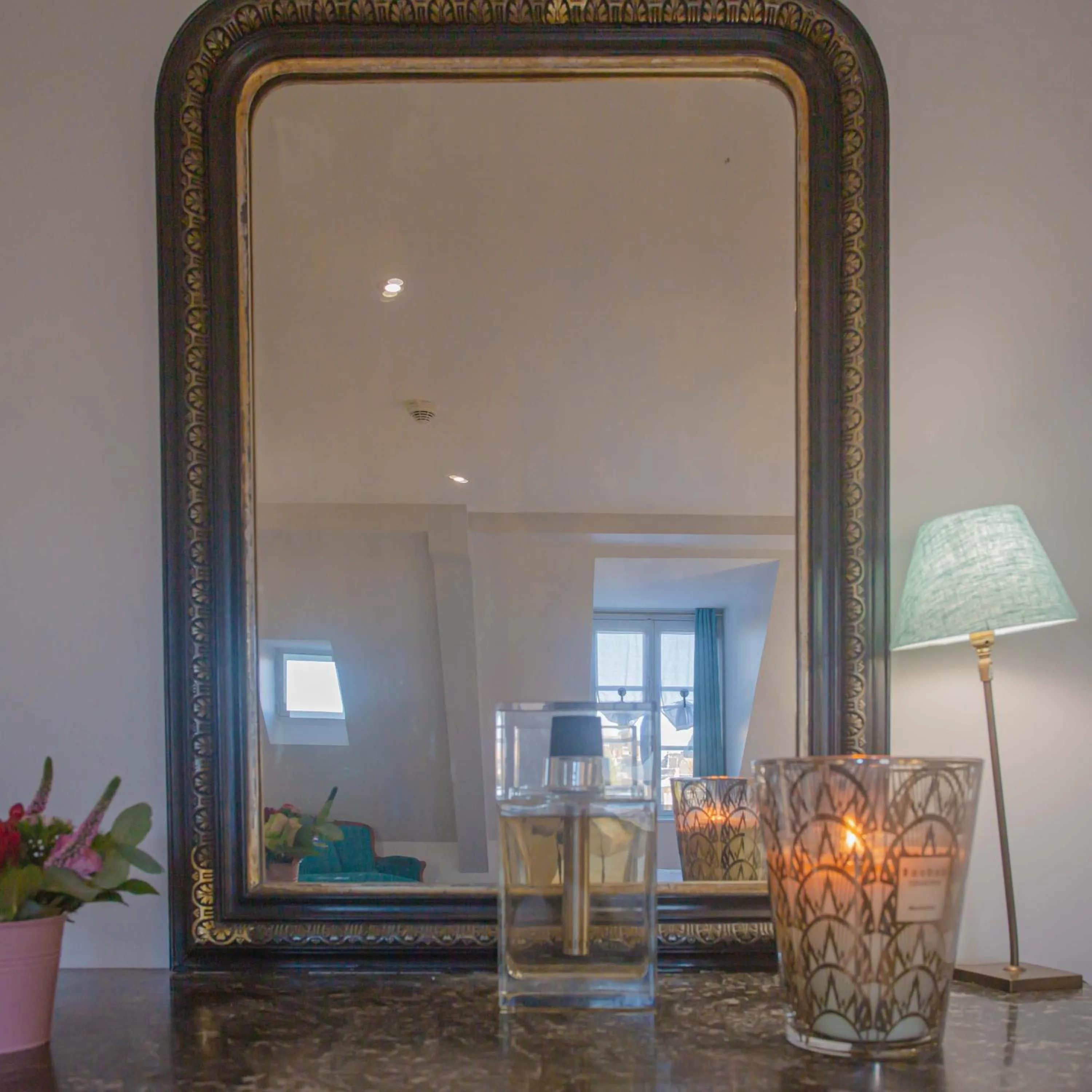 Decorative detail in Hôtel Spa - Au Charme Rabelaisien