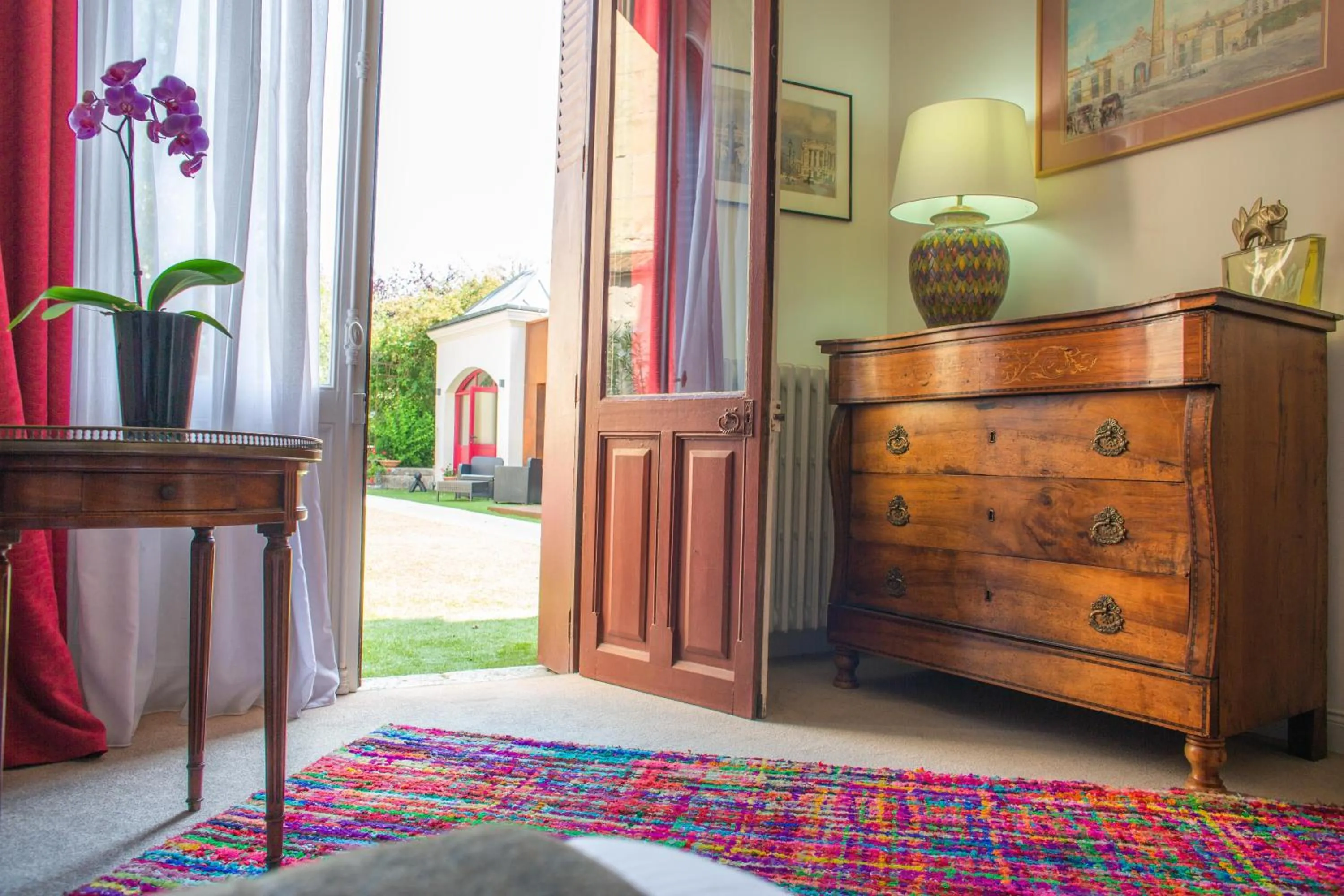 Photo of the whole room in Hôtel Spa - Au Charme Rabelaisien
