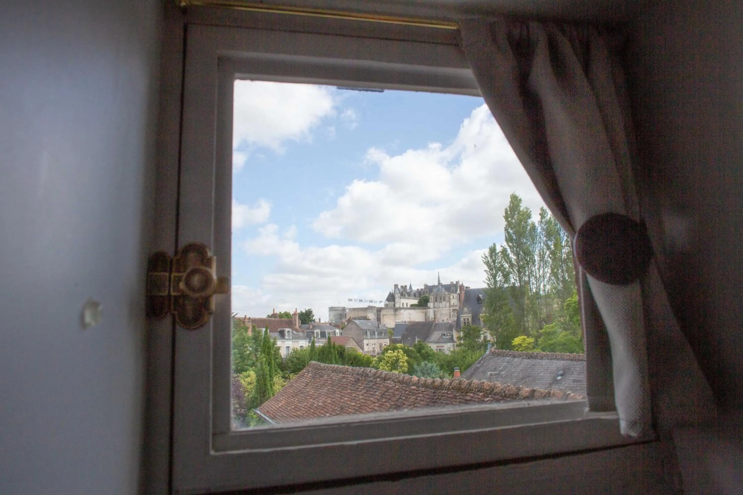 Landmark view in Hôtel Spa - Au Charme Rabelaisien