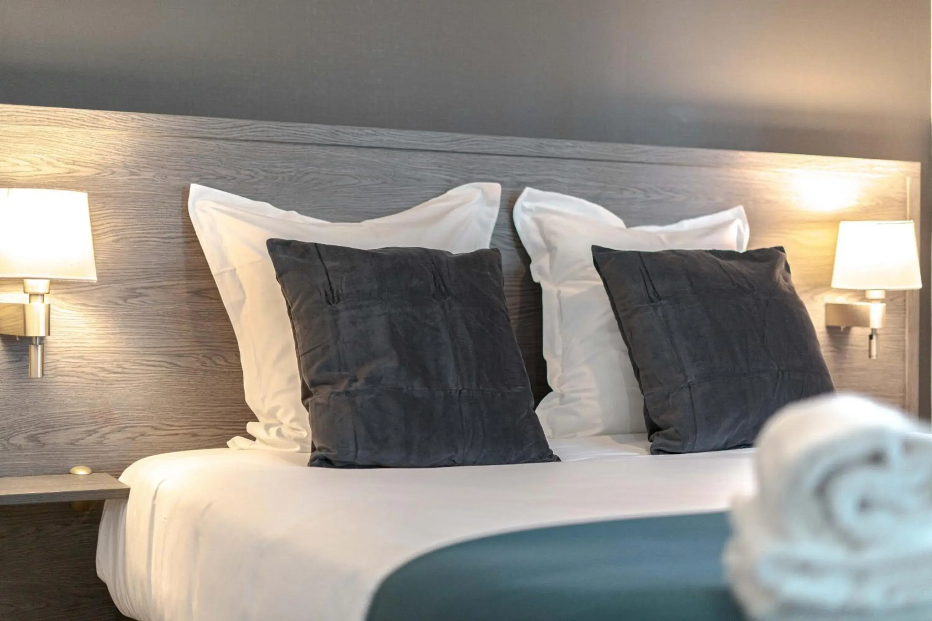 Two-Bedroom Apartment in Zenitude Hôtel-Résidences Nantes Métropole Two-Bedroom Apartment in Zenitude Hôtel-Résidences Nantes Métropole