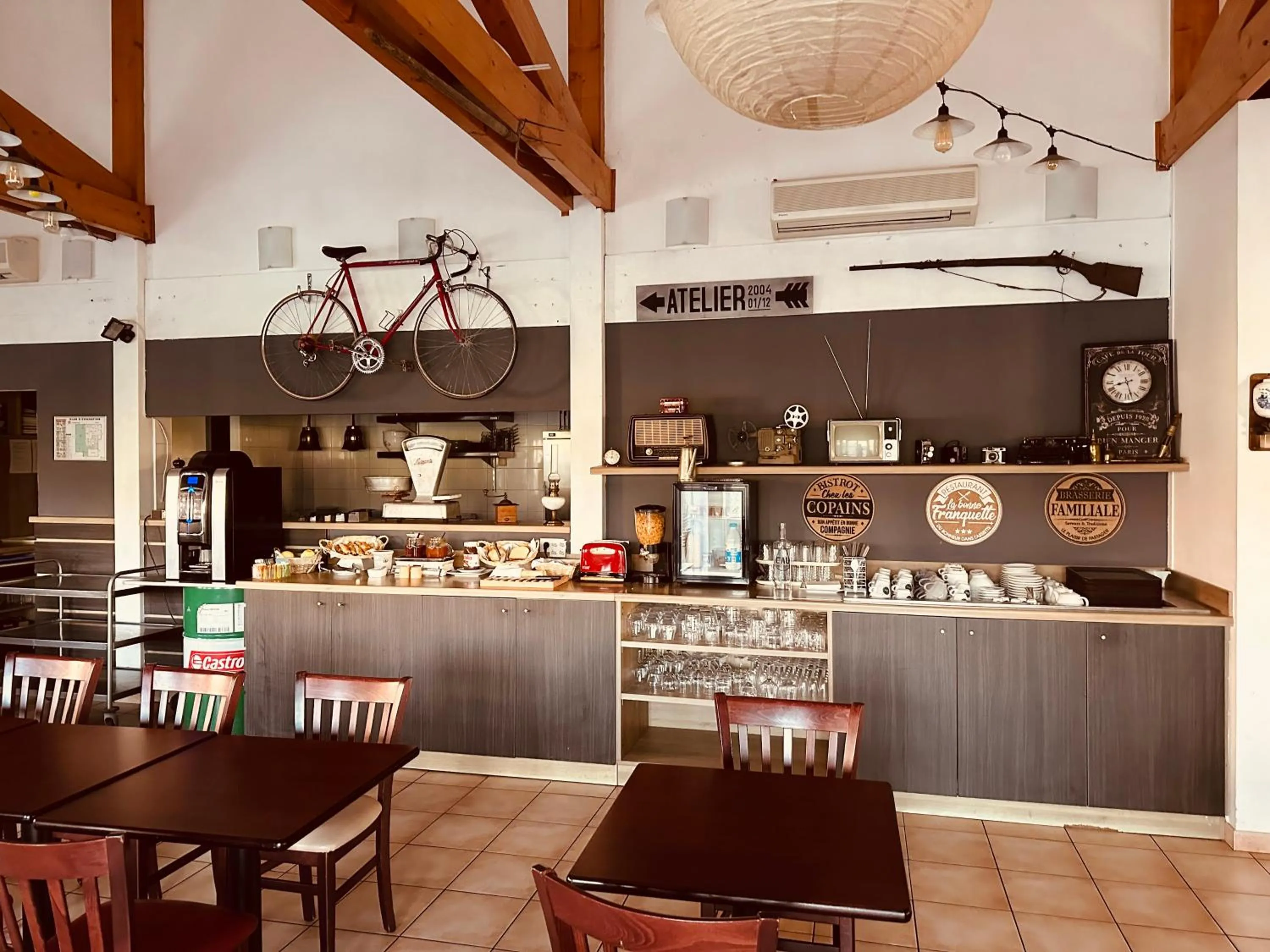 Lobby or reception in Everhotel route64 Tarbes-Ibos