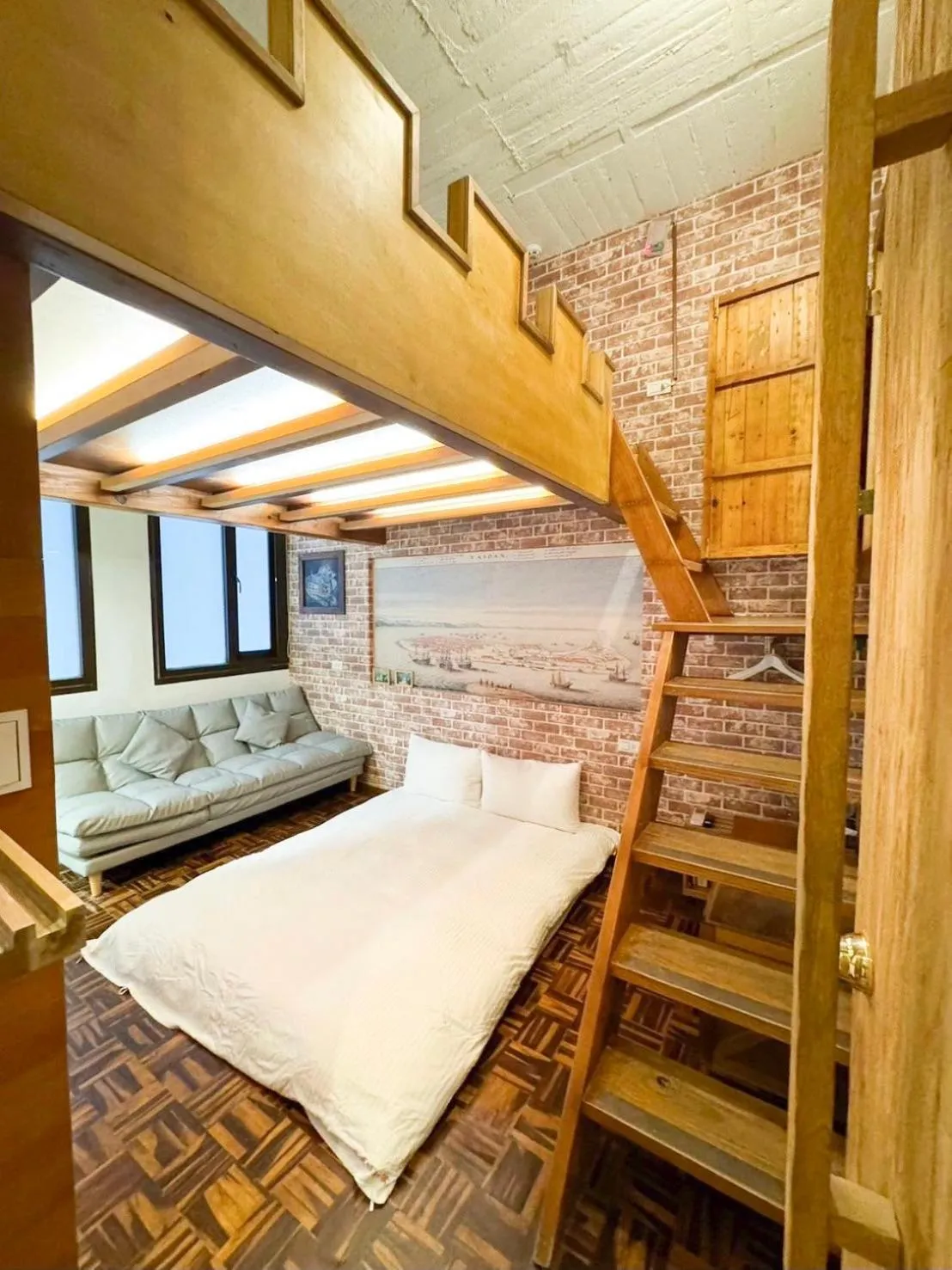 Photo of the whole room, Bed in 慢步南國 台南故事民宿 Slow Tainan Homestay