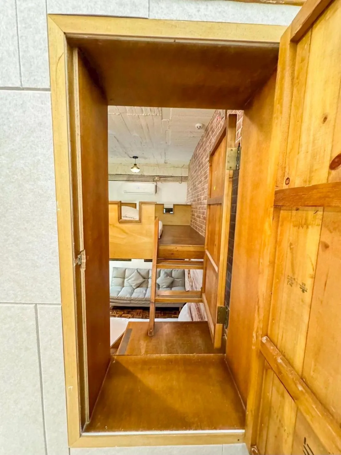 Photo of the whole room, Bed in 慢步南國 台南故事民宿 Slow Tainan Homestay