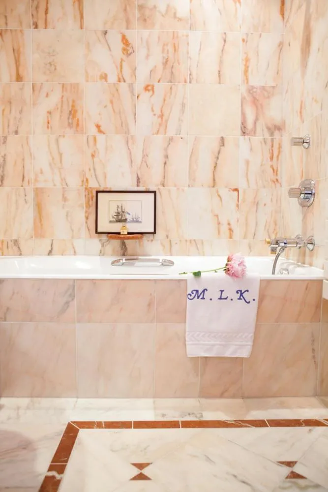 Bathroom in Manoir de Lan Kérellec
