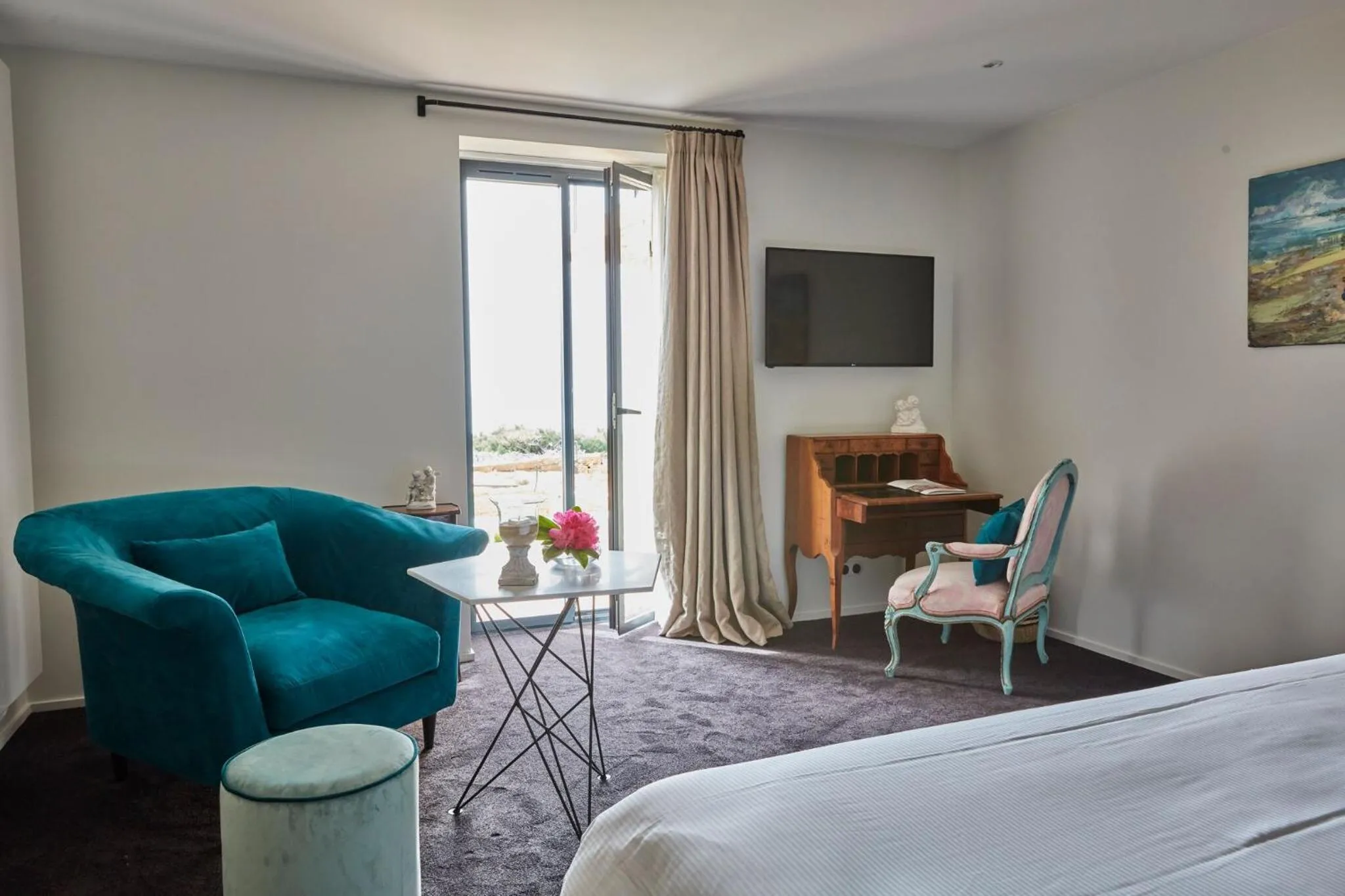 Bed in Manoir de Lan Kérellec