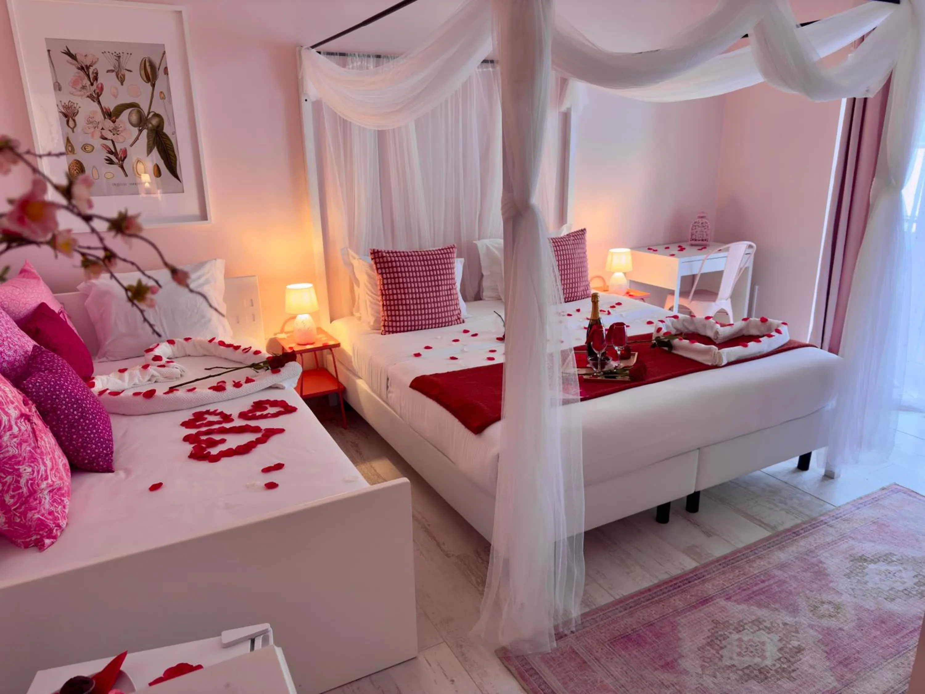 Decorative detail, Bed in Boutique Hotel - O House Ericeira Hills